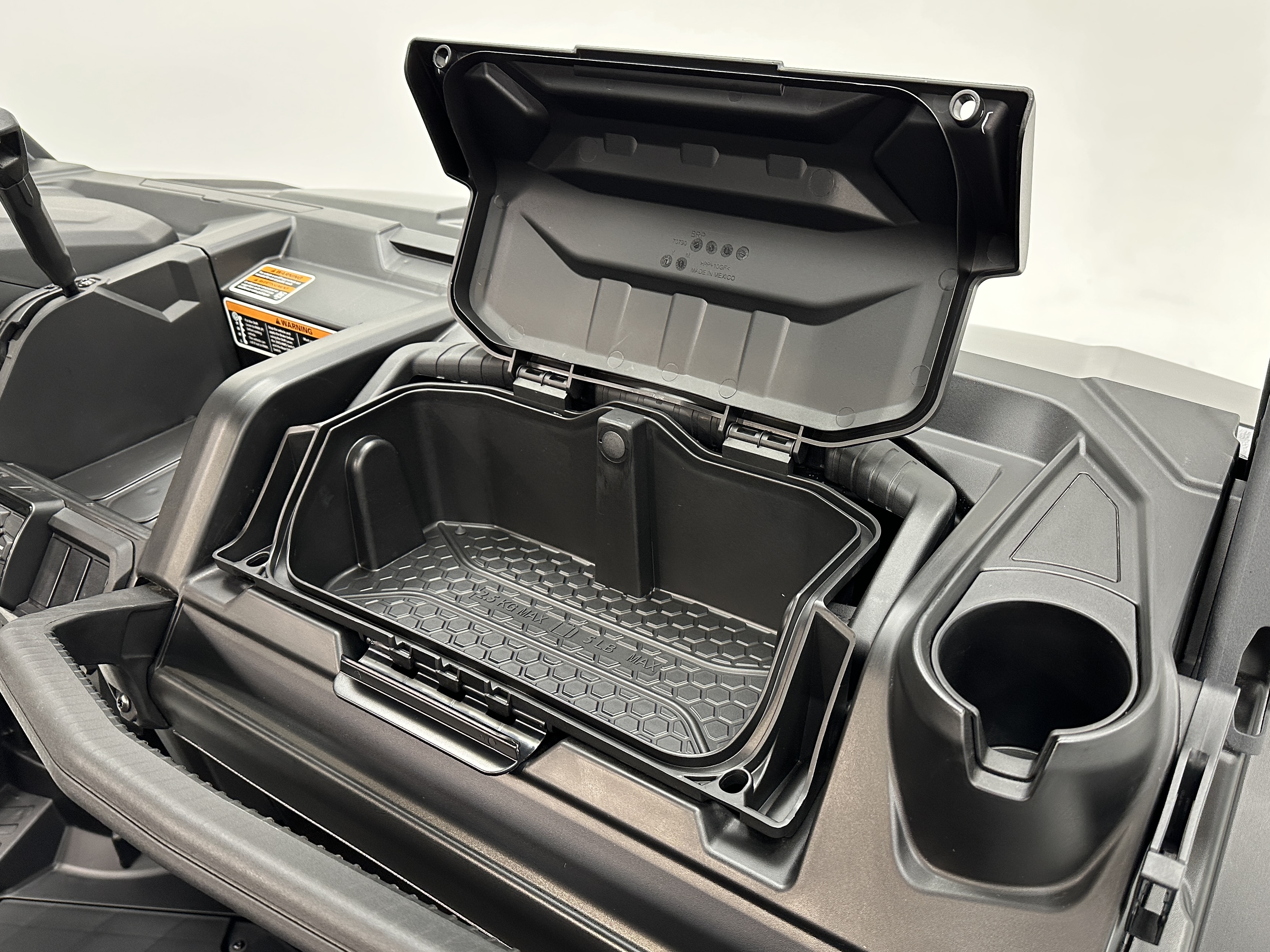2025 Can-Am Defender XT HD9 - Photo 11
