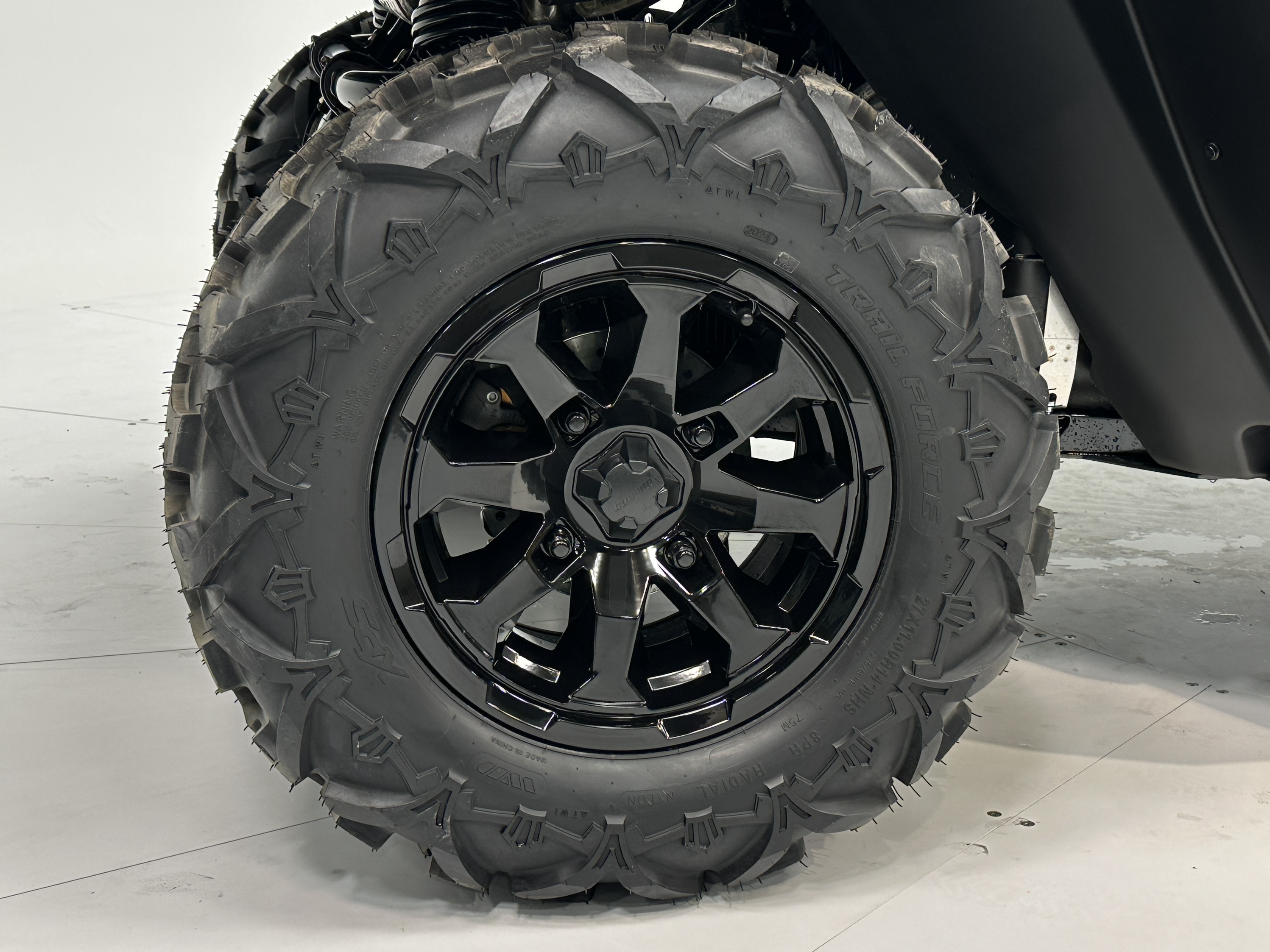 2025 Can-Am Defender XT HD9 - Photo 15
