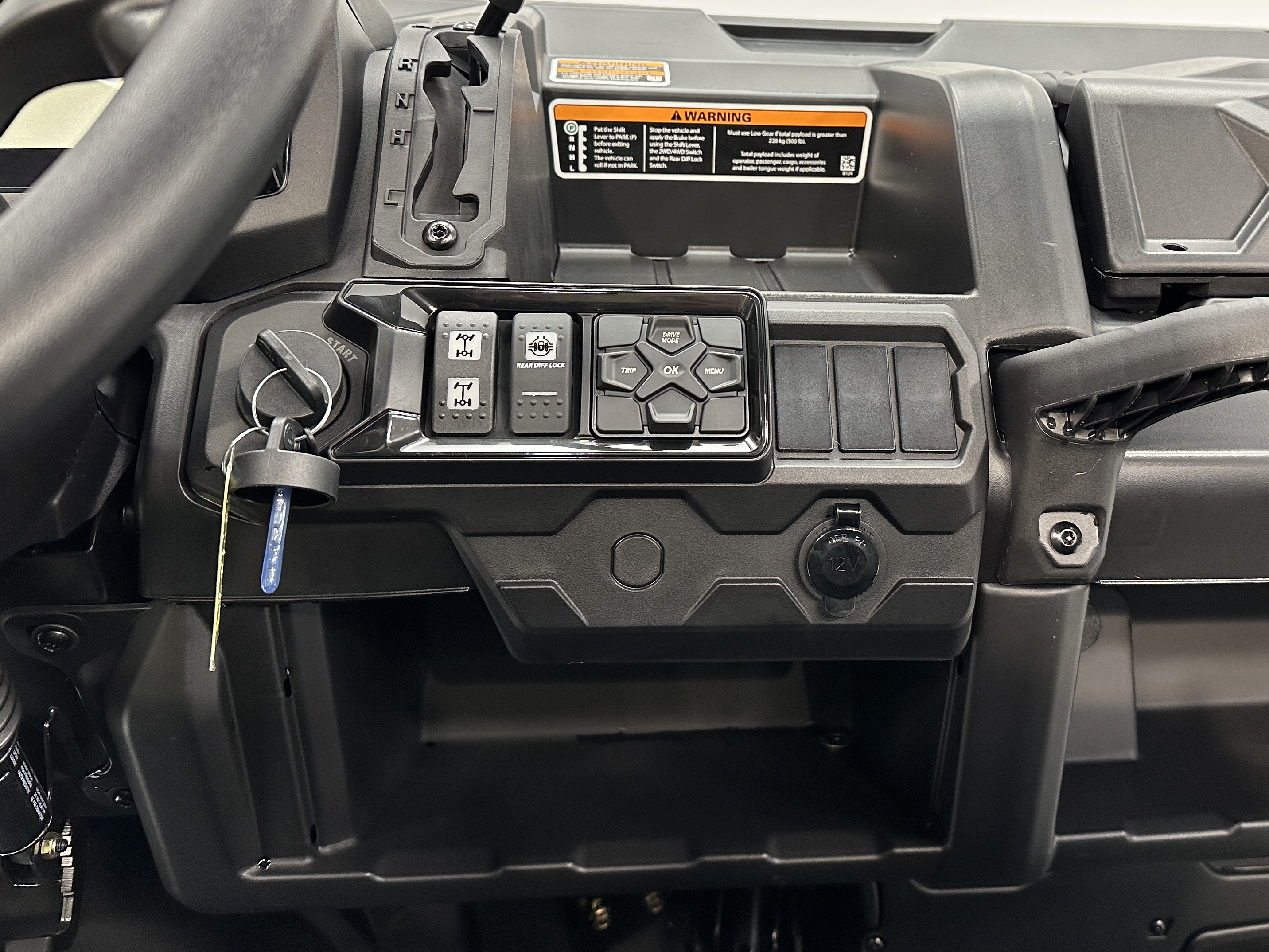2025 Can-Am Defender XT HD9 - Photo 8