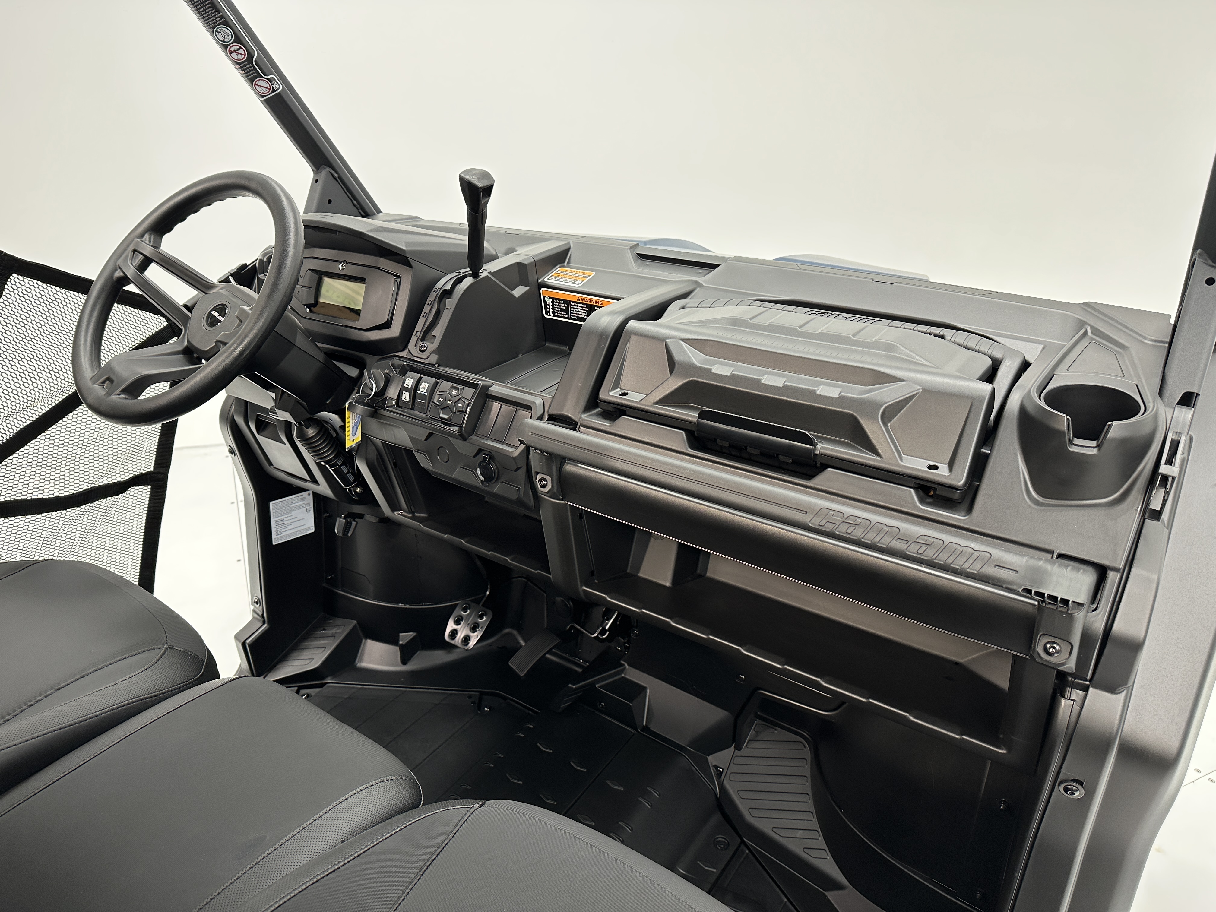 2025 Can-Am Defender XT HD9 - Photo 6