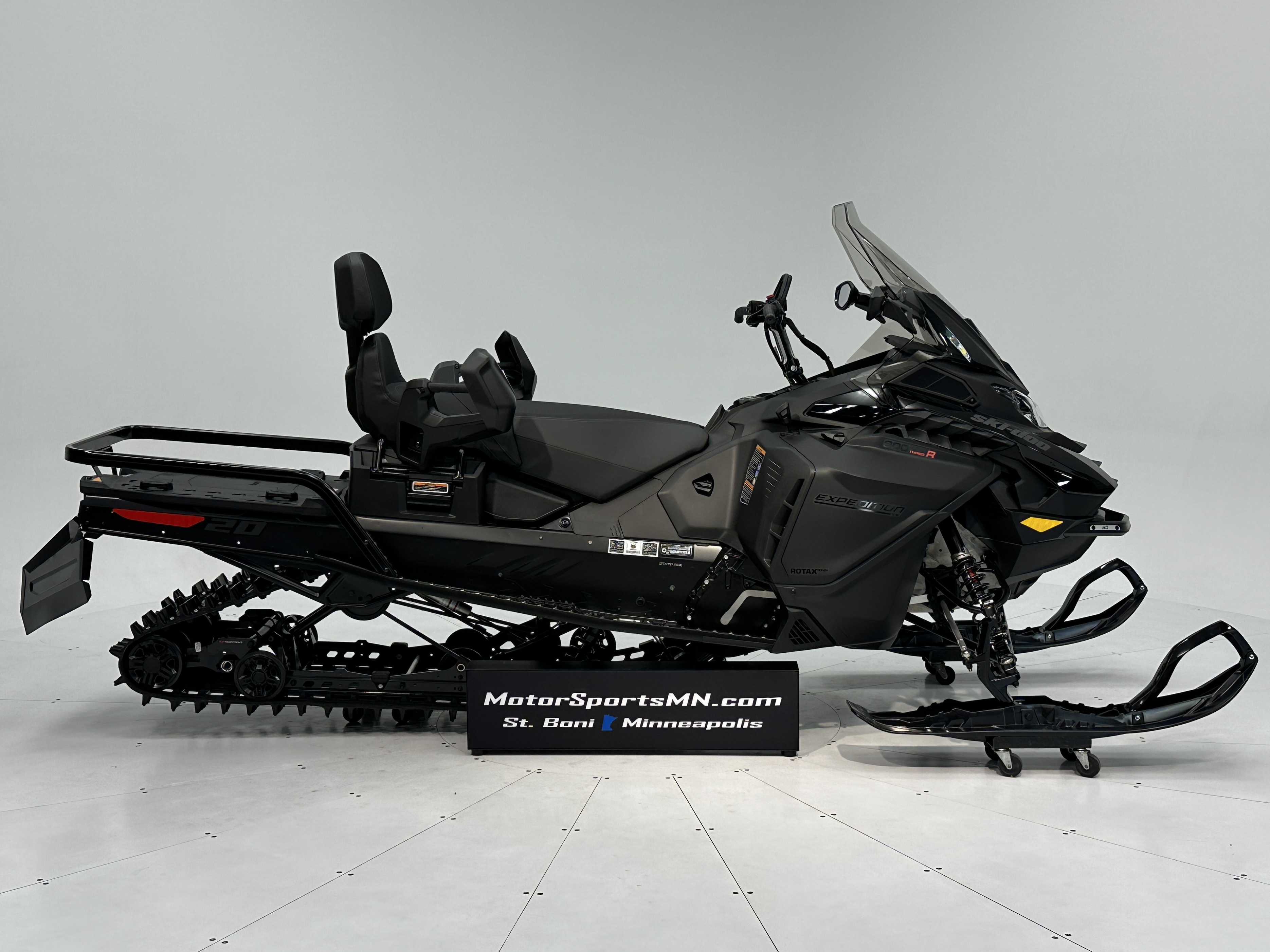 2026 Ski-Doo EXPEDITION LE 20" 900 ACE Turbo R Crosscut 1.5" E.S.