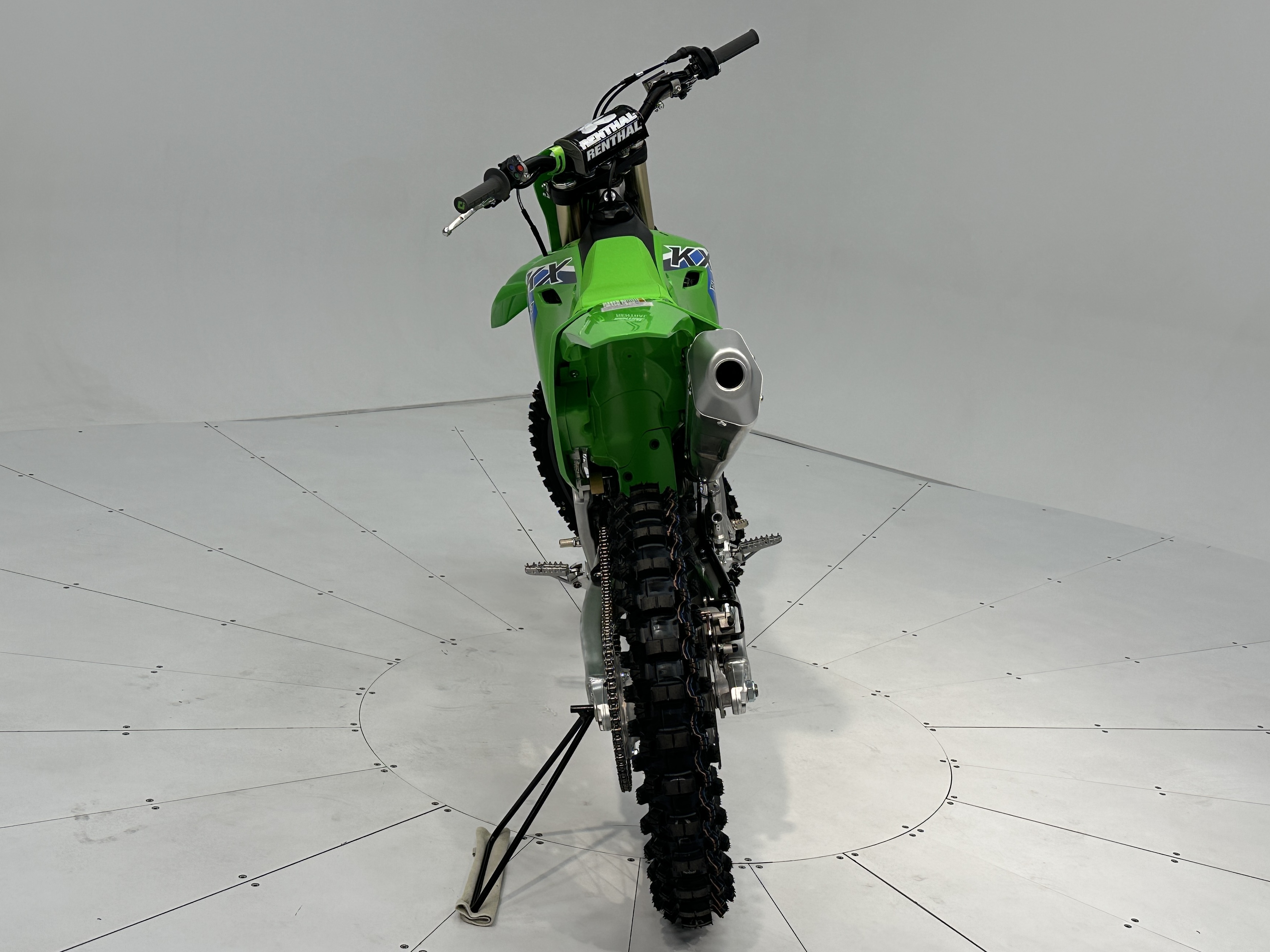 2026 Kawasaki KX 250 - Photo 2