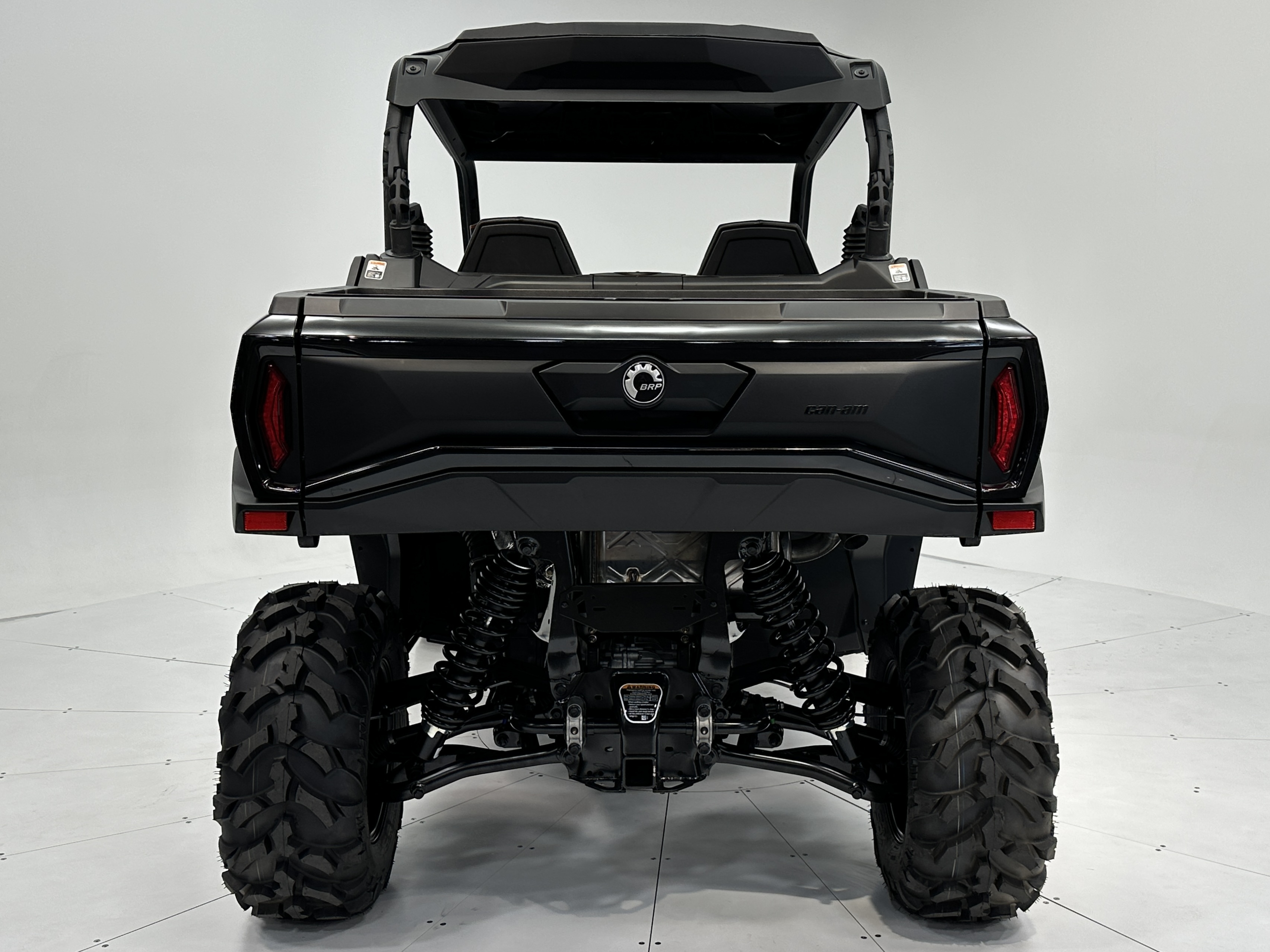 2025 Can-Am Commander XT 1000R - Photo 2