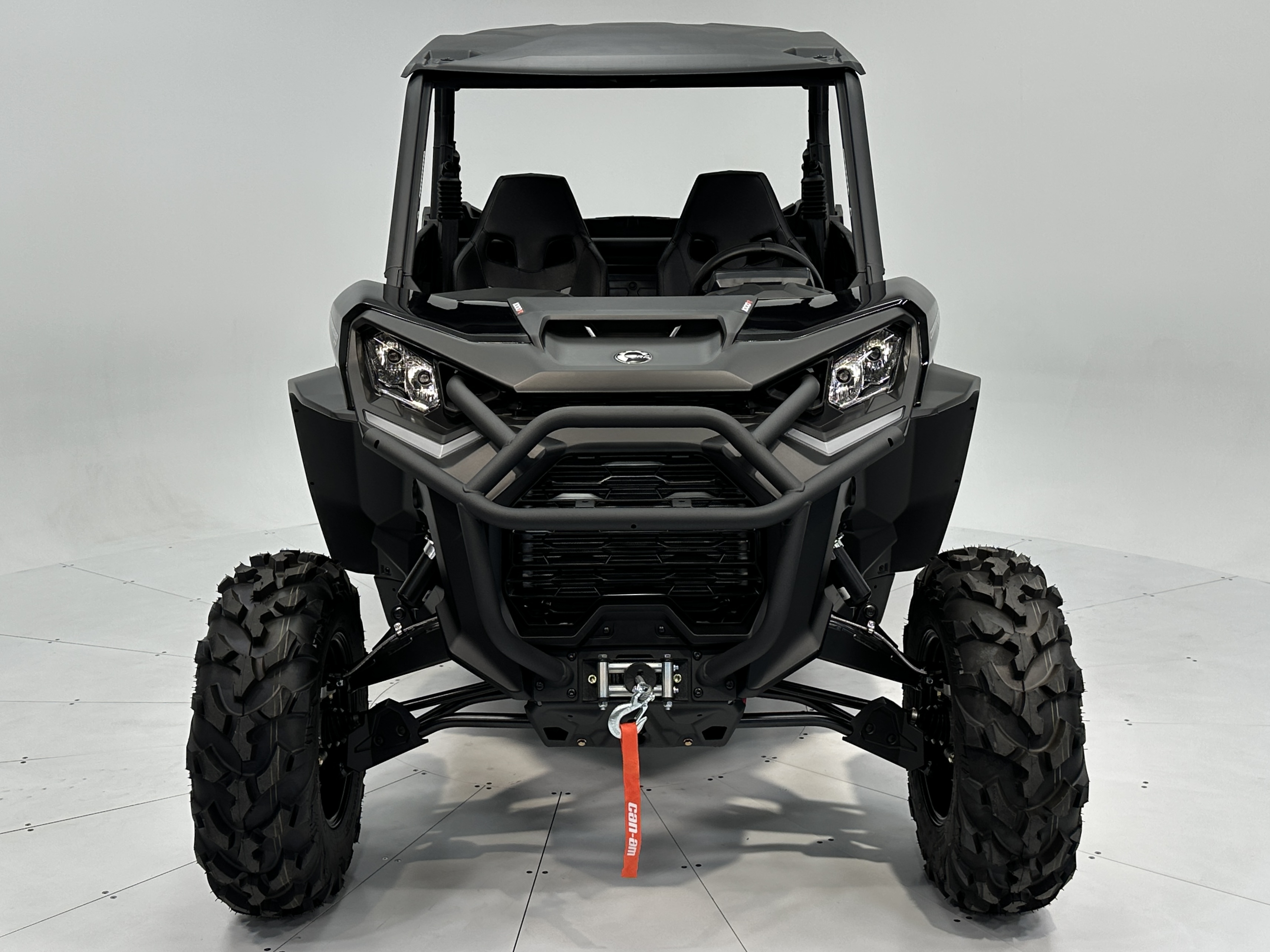 2025 Can-Am Commander XT 1000R - Photo 4