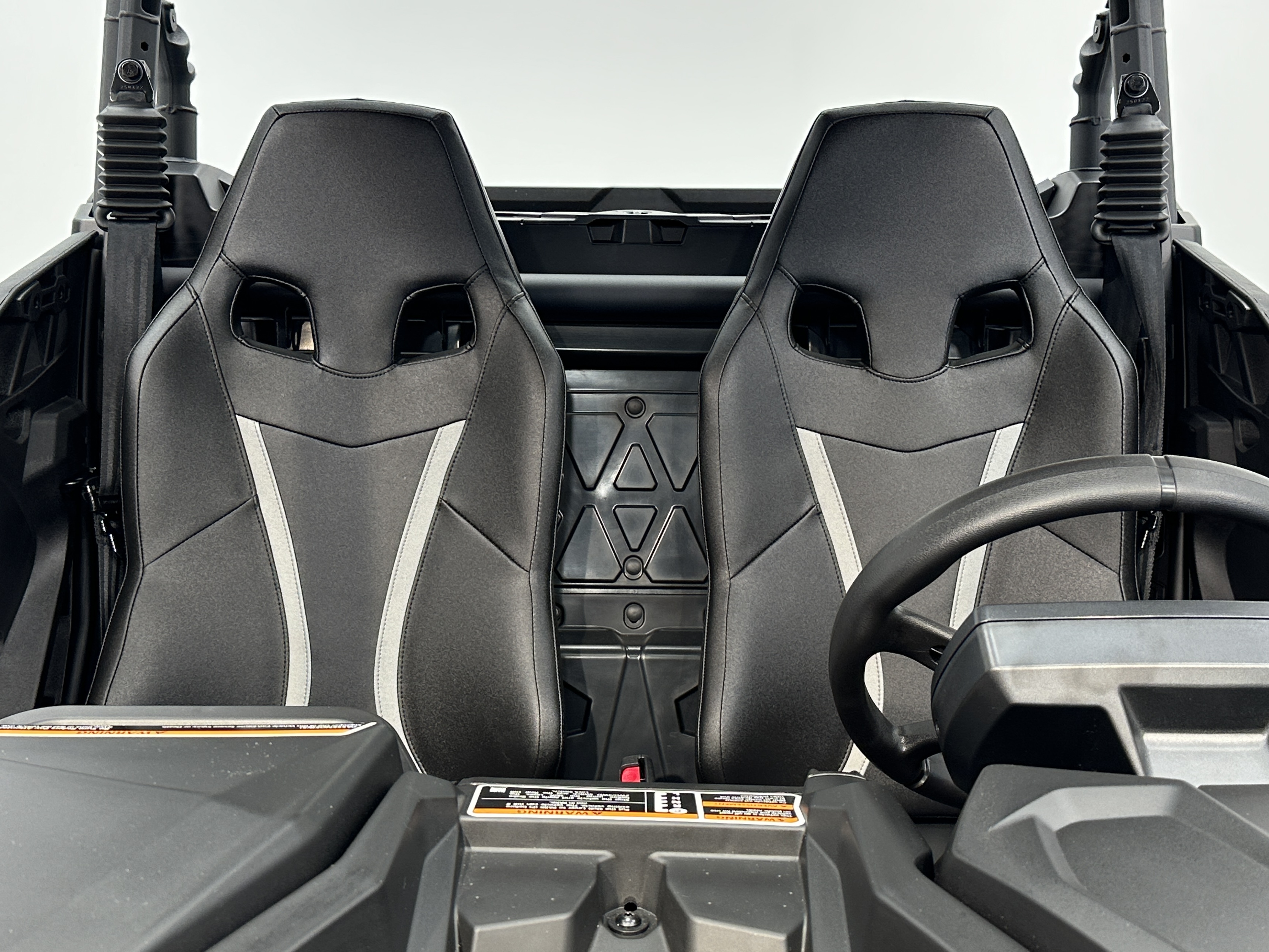 2025 Can-Am Commander XT 1000R - Photo 13