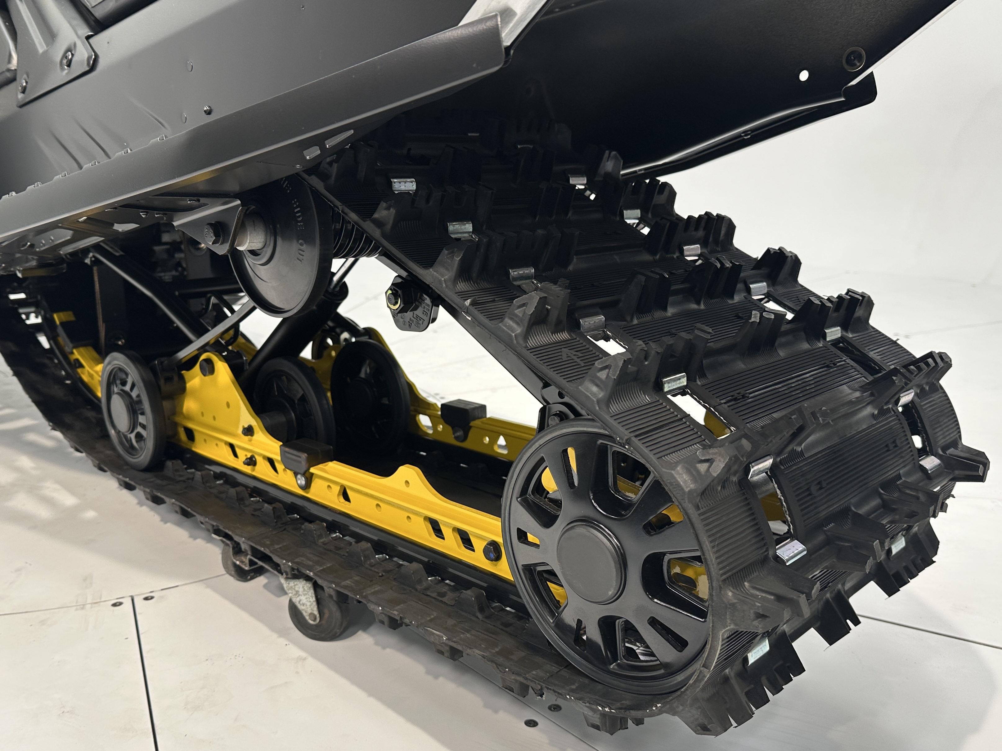 2026 Ski-Doo MXZ NEO+ 600 EFI (55) RipSaw 1.25" E.S. - Photo 10