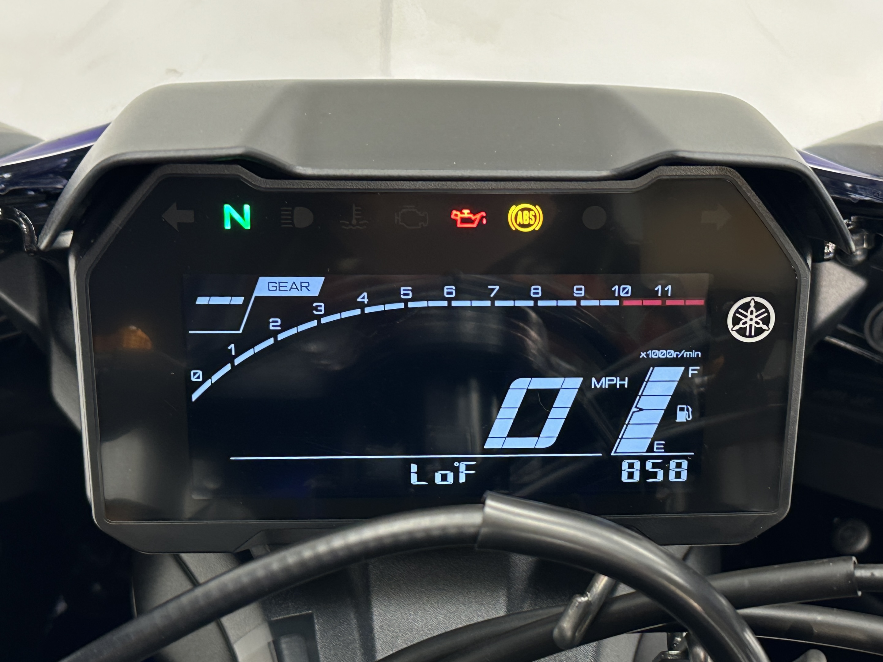 2025 Yamaha YZF-R7 - Photo 6