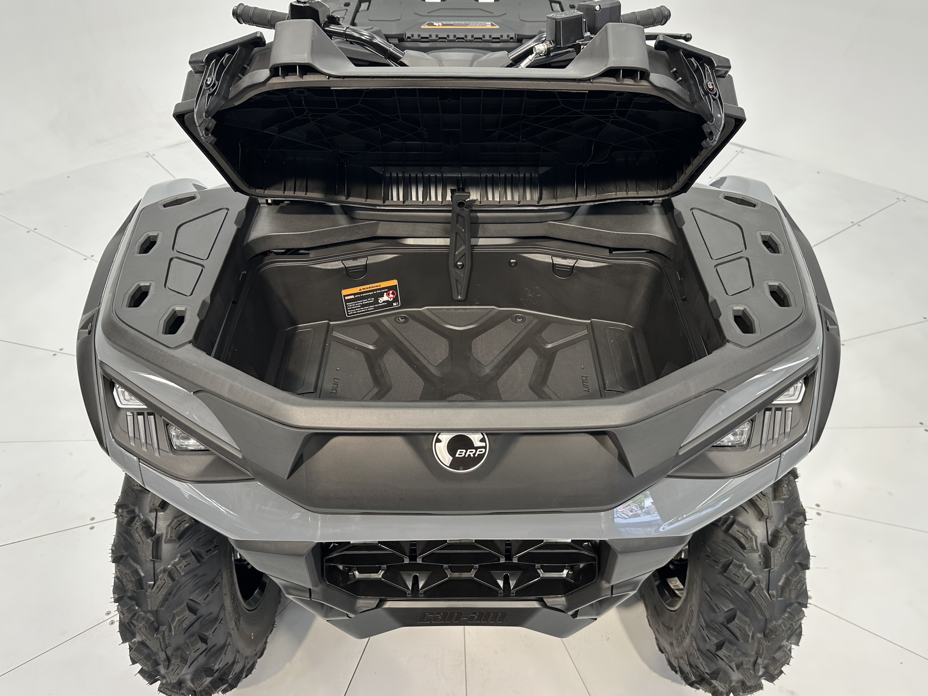 2025 Can-Am Outlander DPS 850 - Photo 10