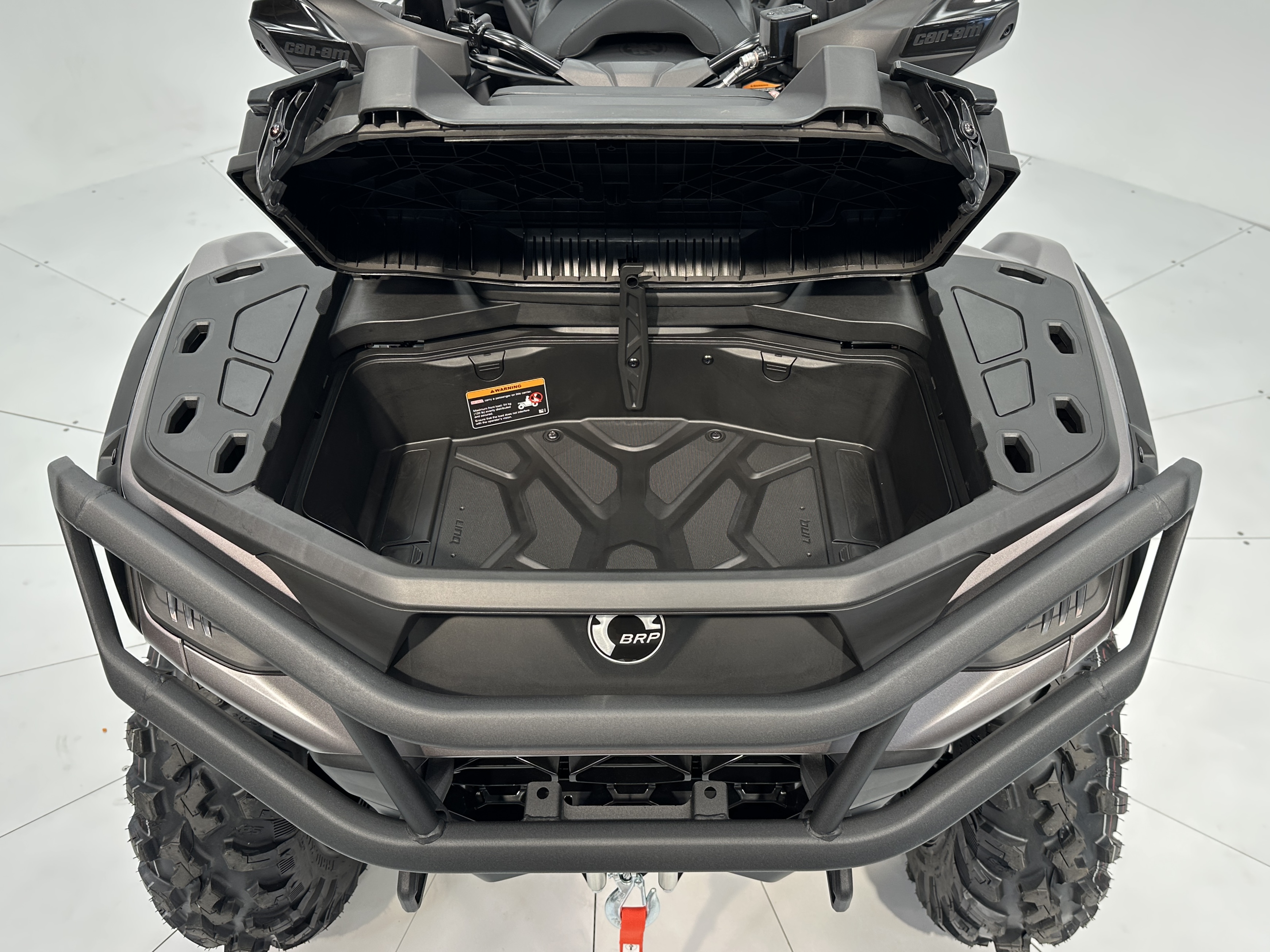 2025 Can-Am Outlander MAX XT 1000R - Photo 10