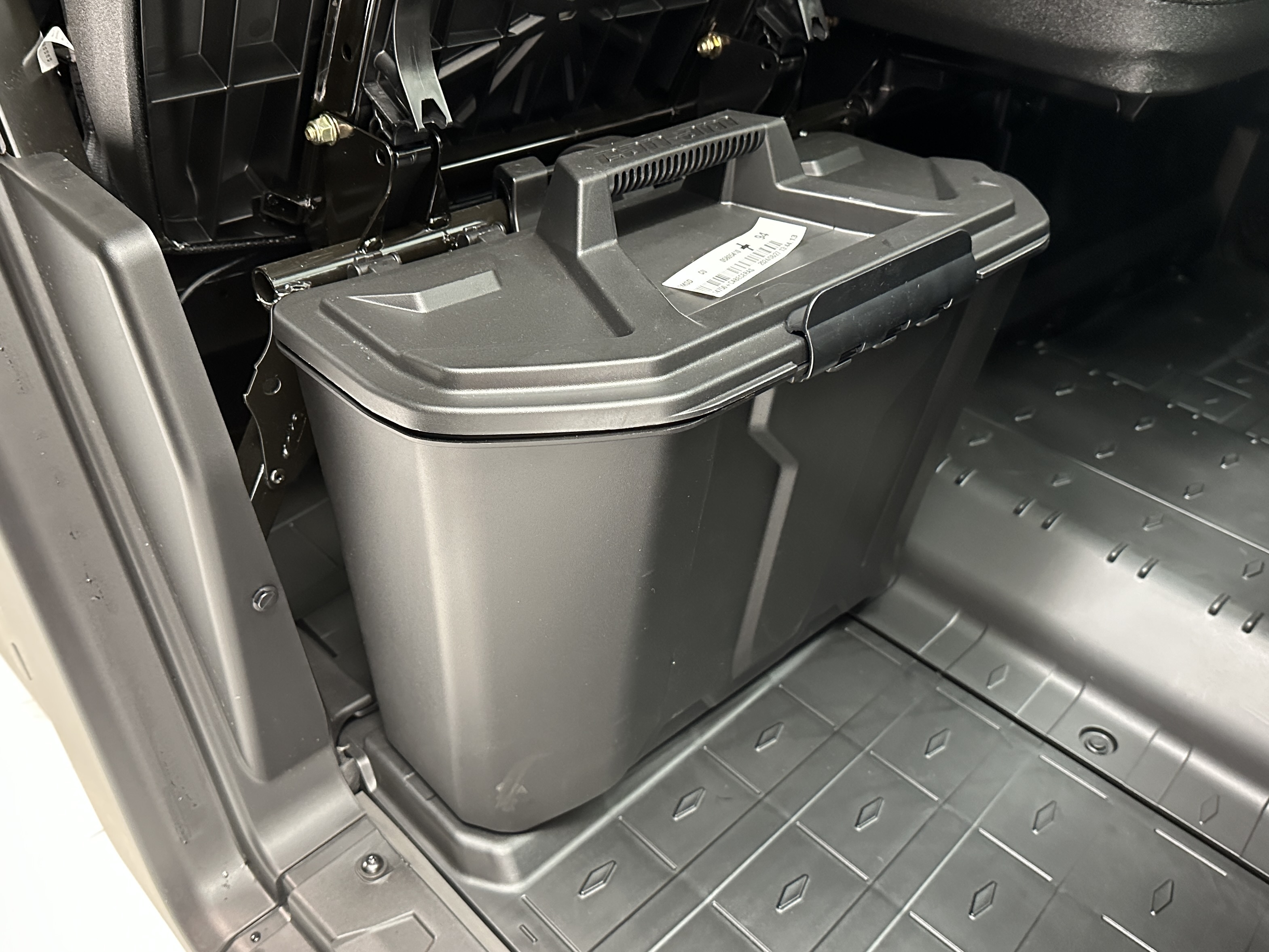 2025 Can-Am Defender MAX LIMITED CAB HD10 - Photo 12
