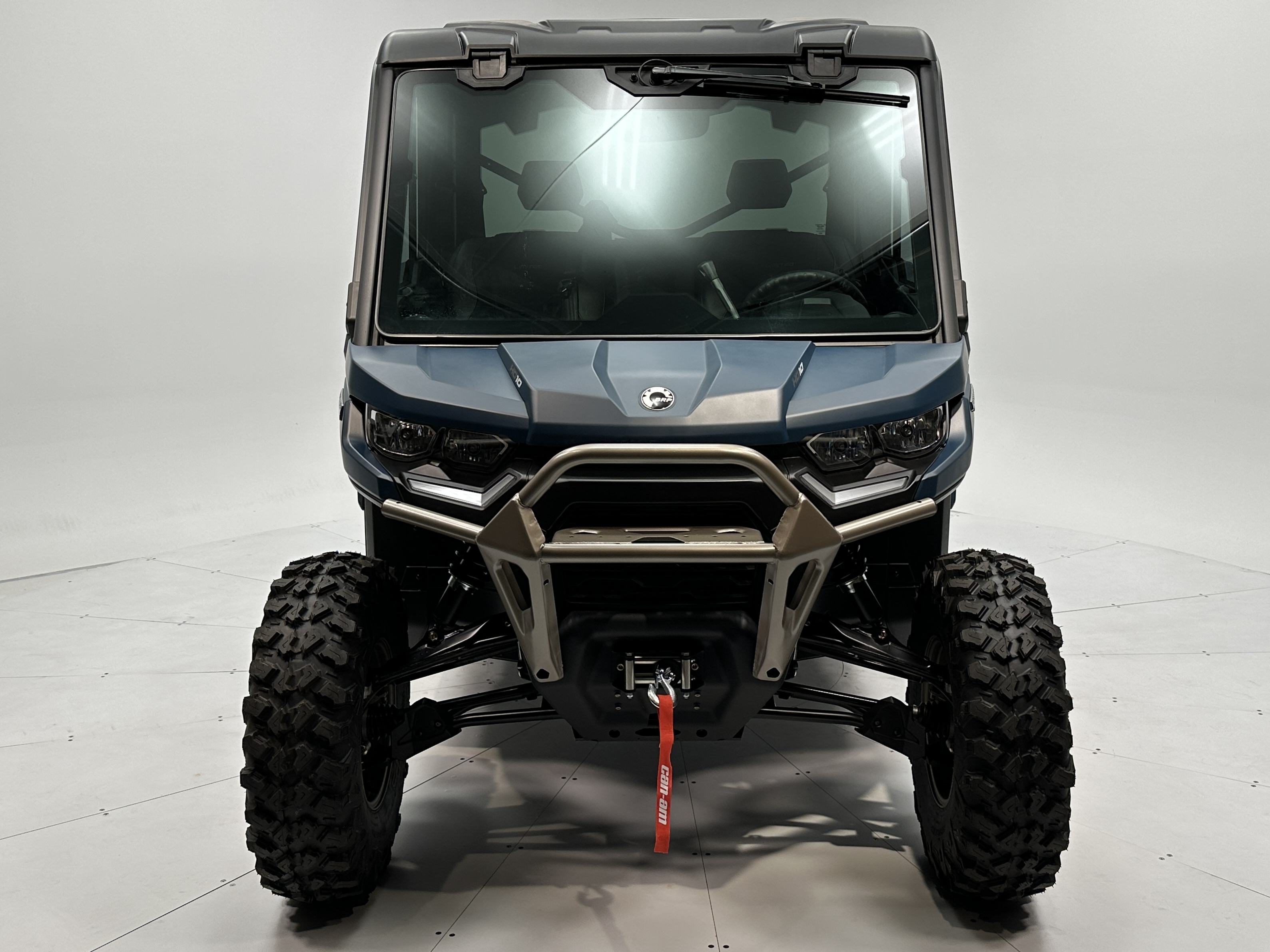 2025 Can-Am Defender MAX LIMITED CAB HD10 - Photo 4