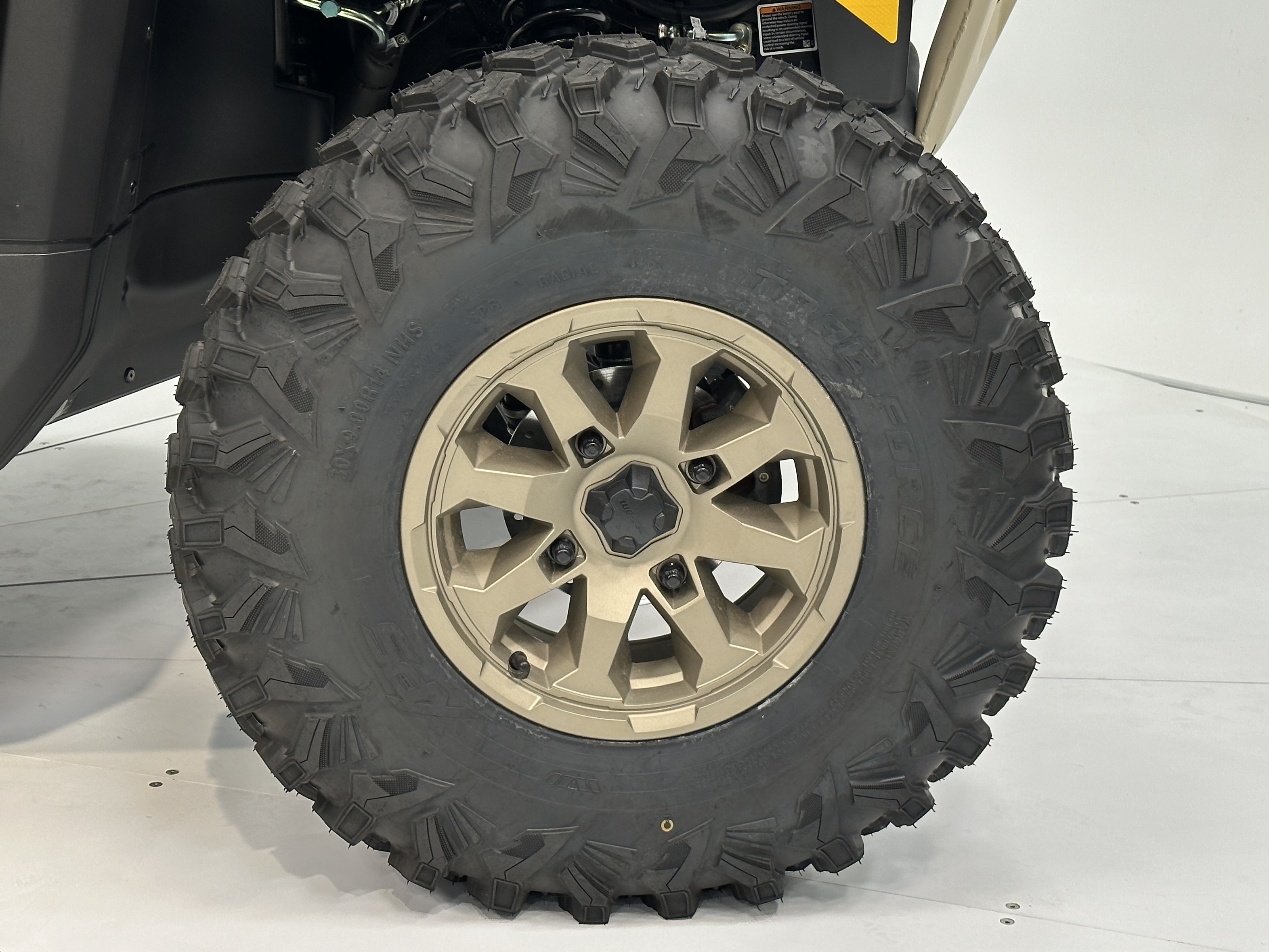 2025 Can-Am Defender MAX LIMITED CAB HD10 - Photo 15