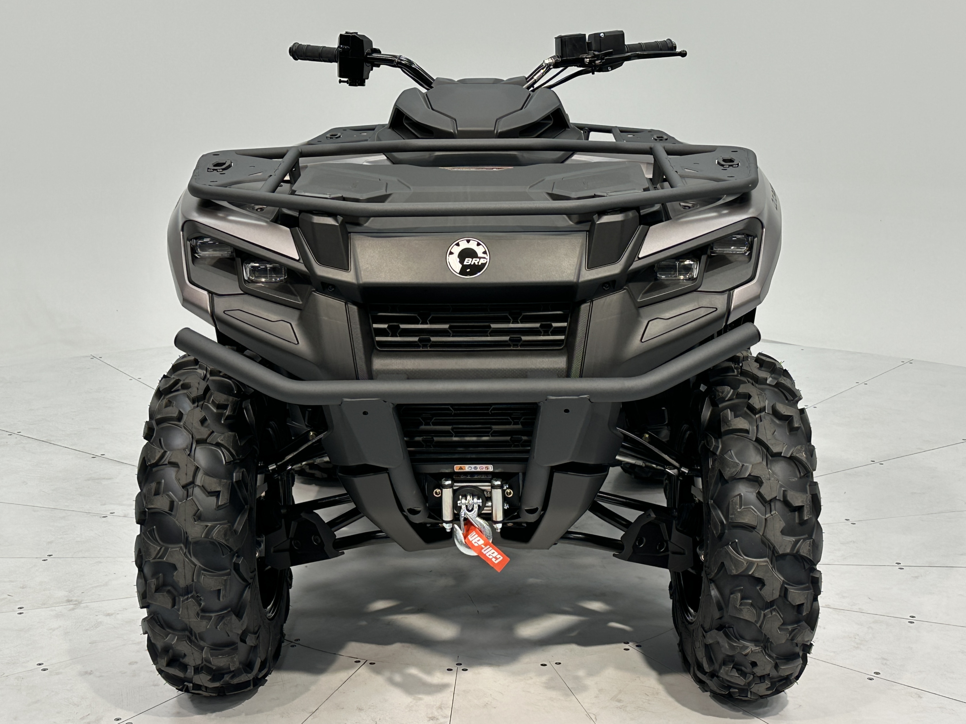 2025 Can-Am Outlander XT 700 - Photo 4
