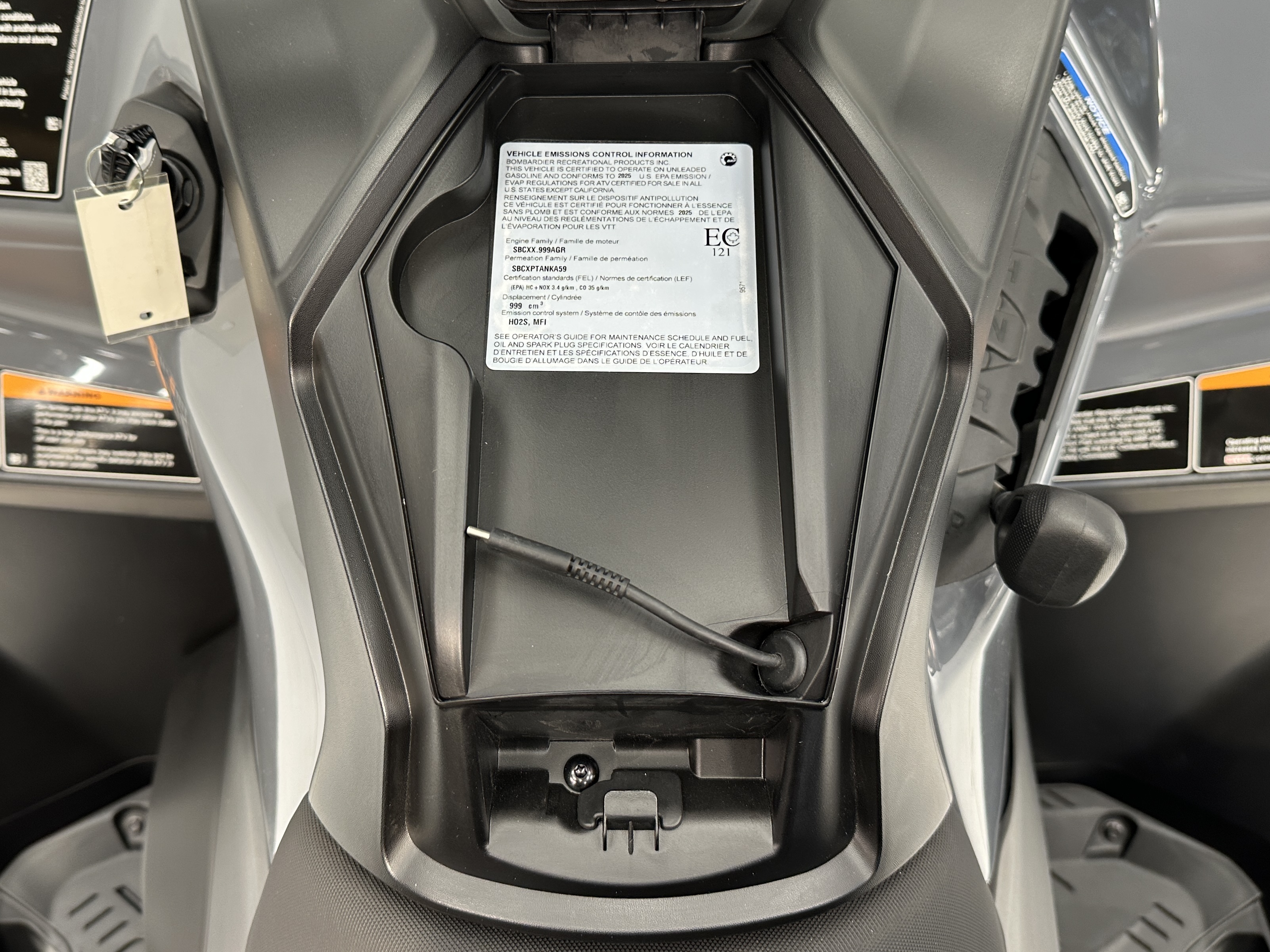 2025 Can-Am Outlander DPS 850 - Photo 9