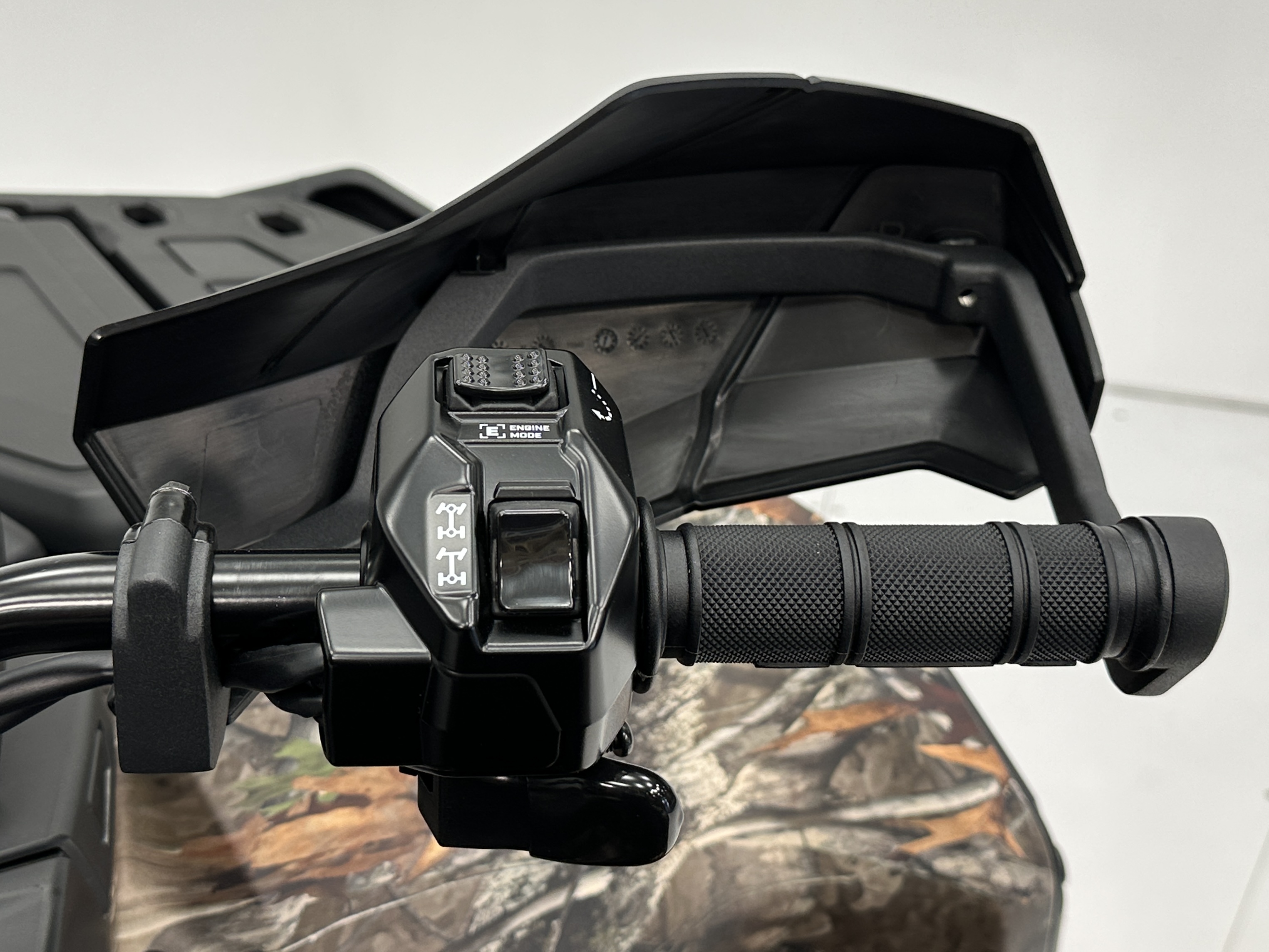 2026 Can-Am Outlander XT 850 - Photo 8