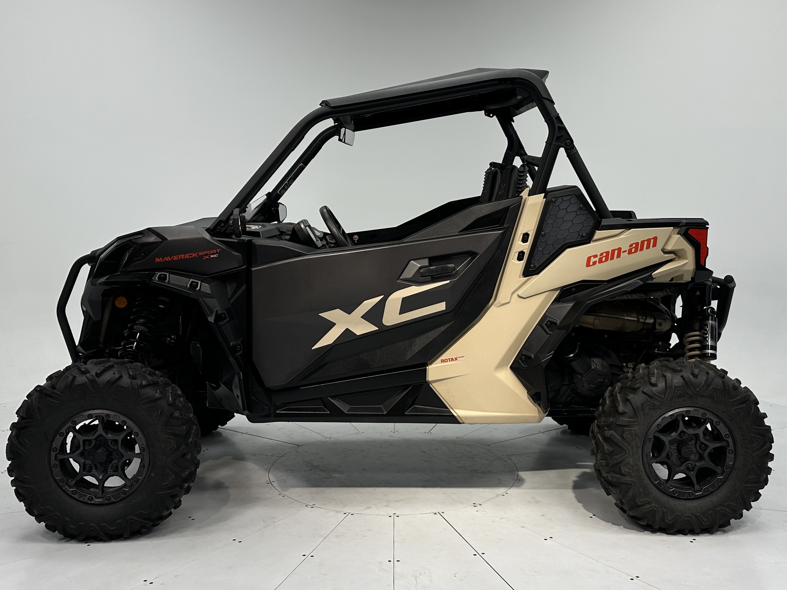 2021 Can-Am Maverick Sport X xc 1000R - Photo 3
