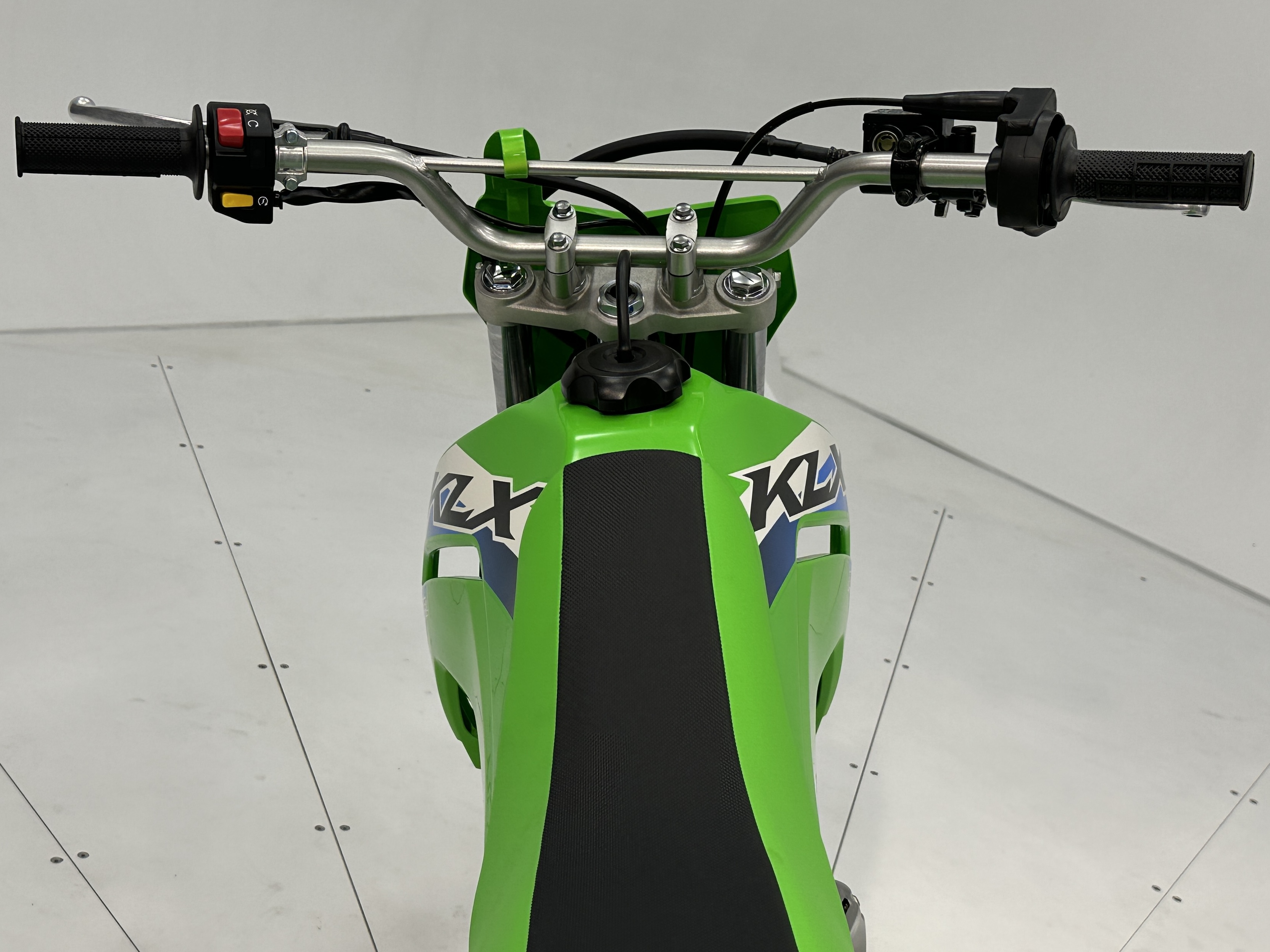 2026 Kawasaki KLX 140R L - Photo 5