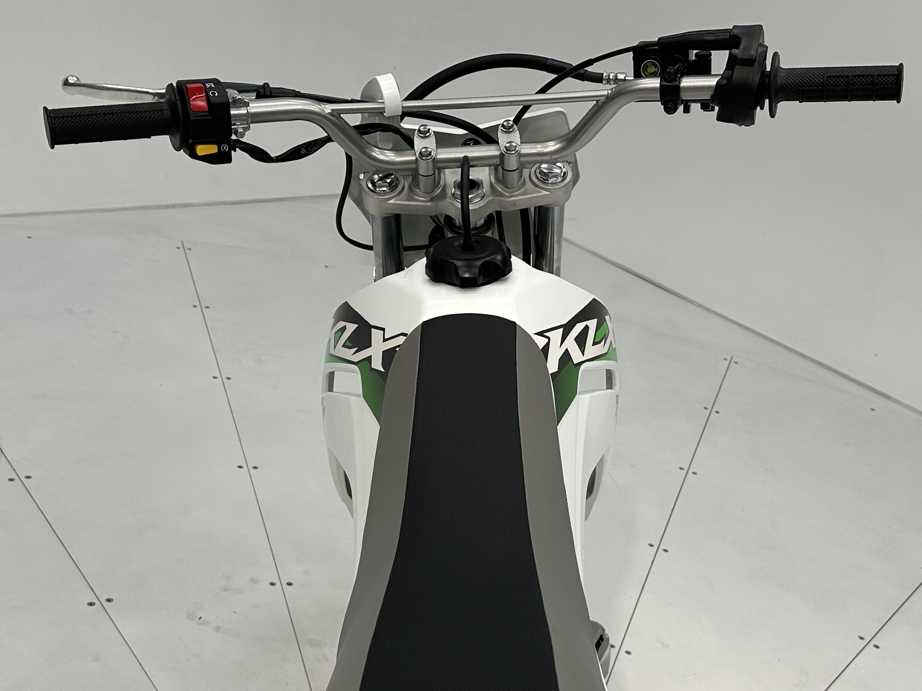 2026 Kawasaki KLX 140R F - Photo 5