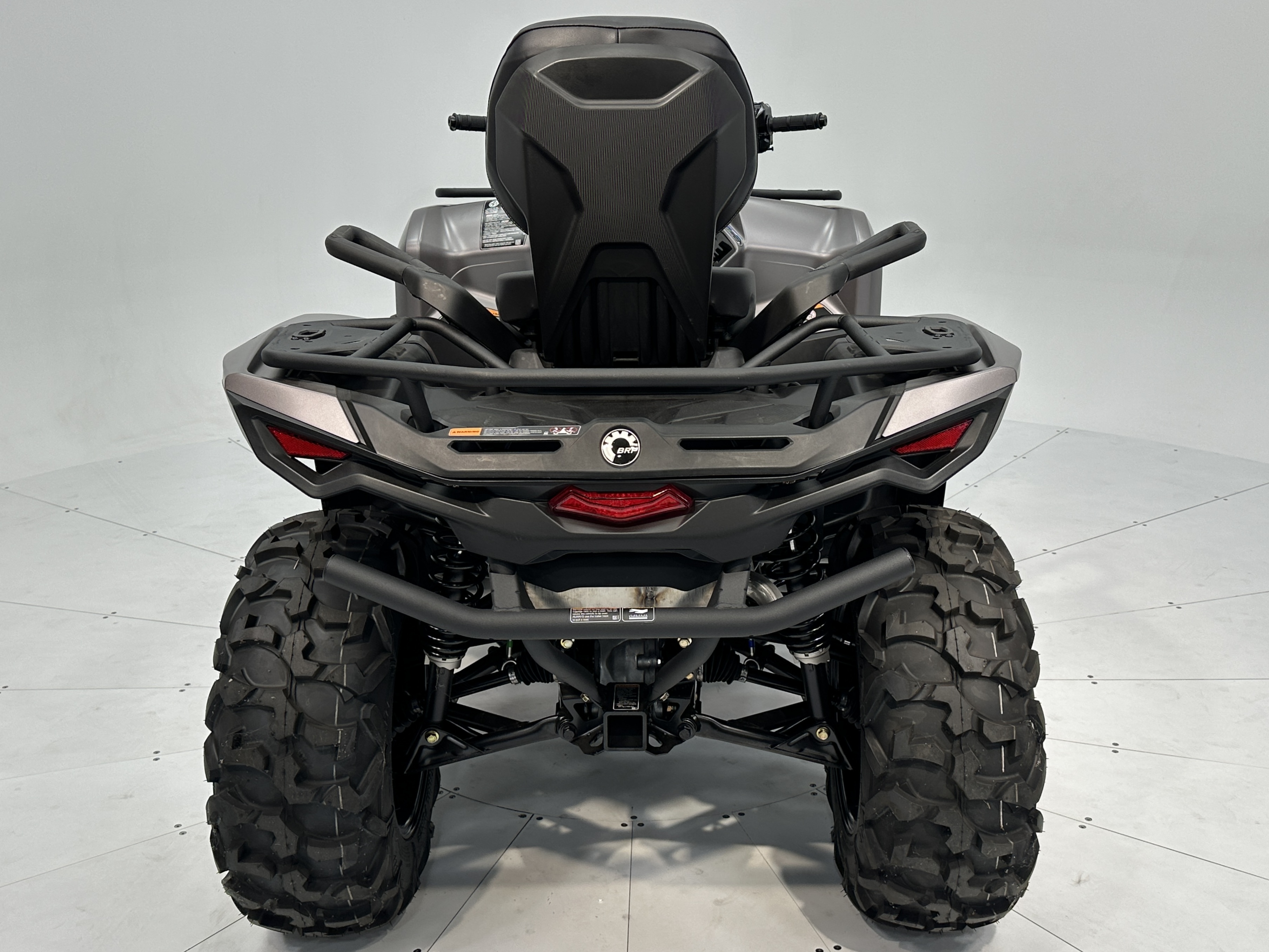 2025 Can-Am Outlander MAX XT 700 - Photo 2