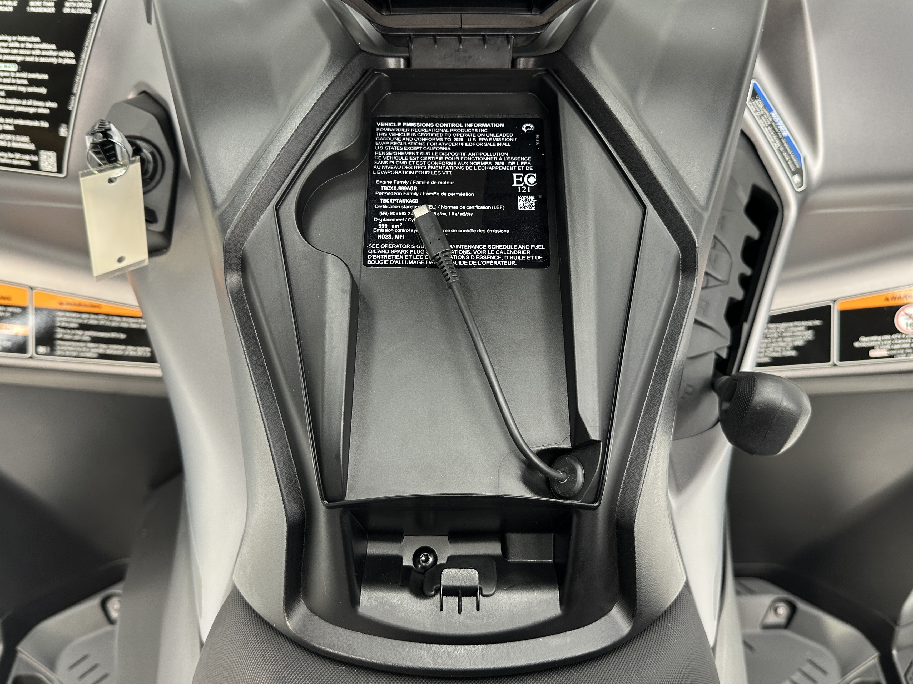 2026 Can-Am Outlander MAX XT 1000R - Photo 9