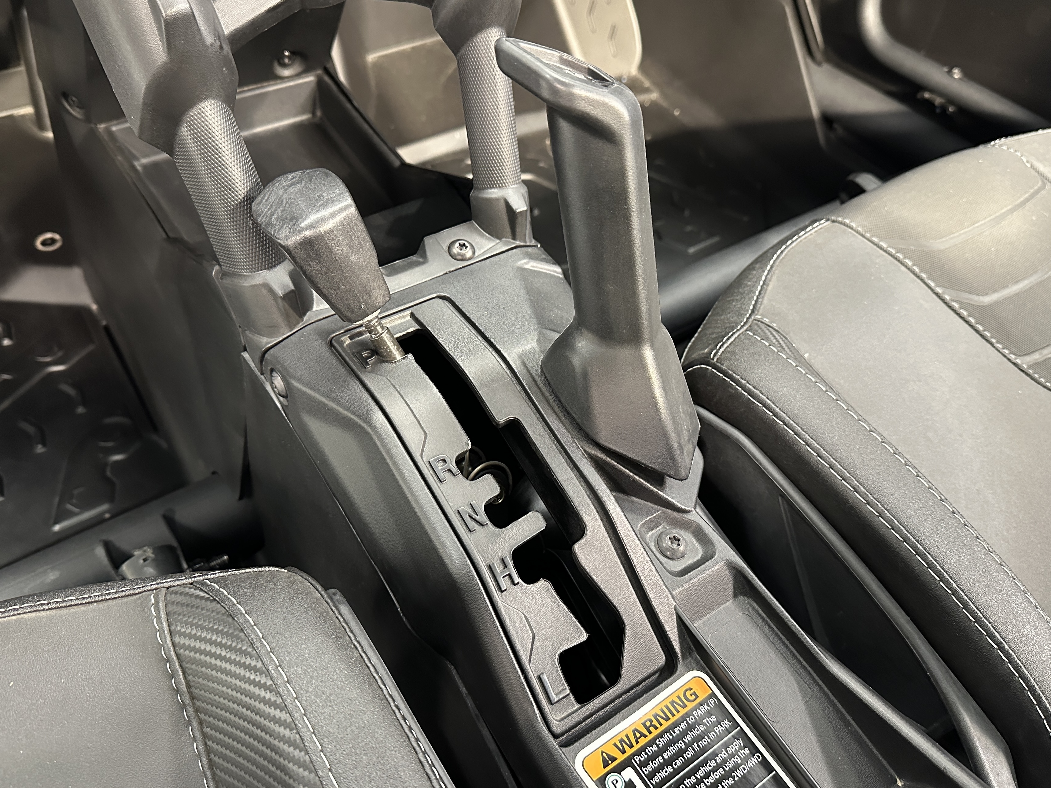 2025 Can-Am Maverick X3 X rc 64'' TURBO RR Accessorized Demonstrator - Photo 12