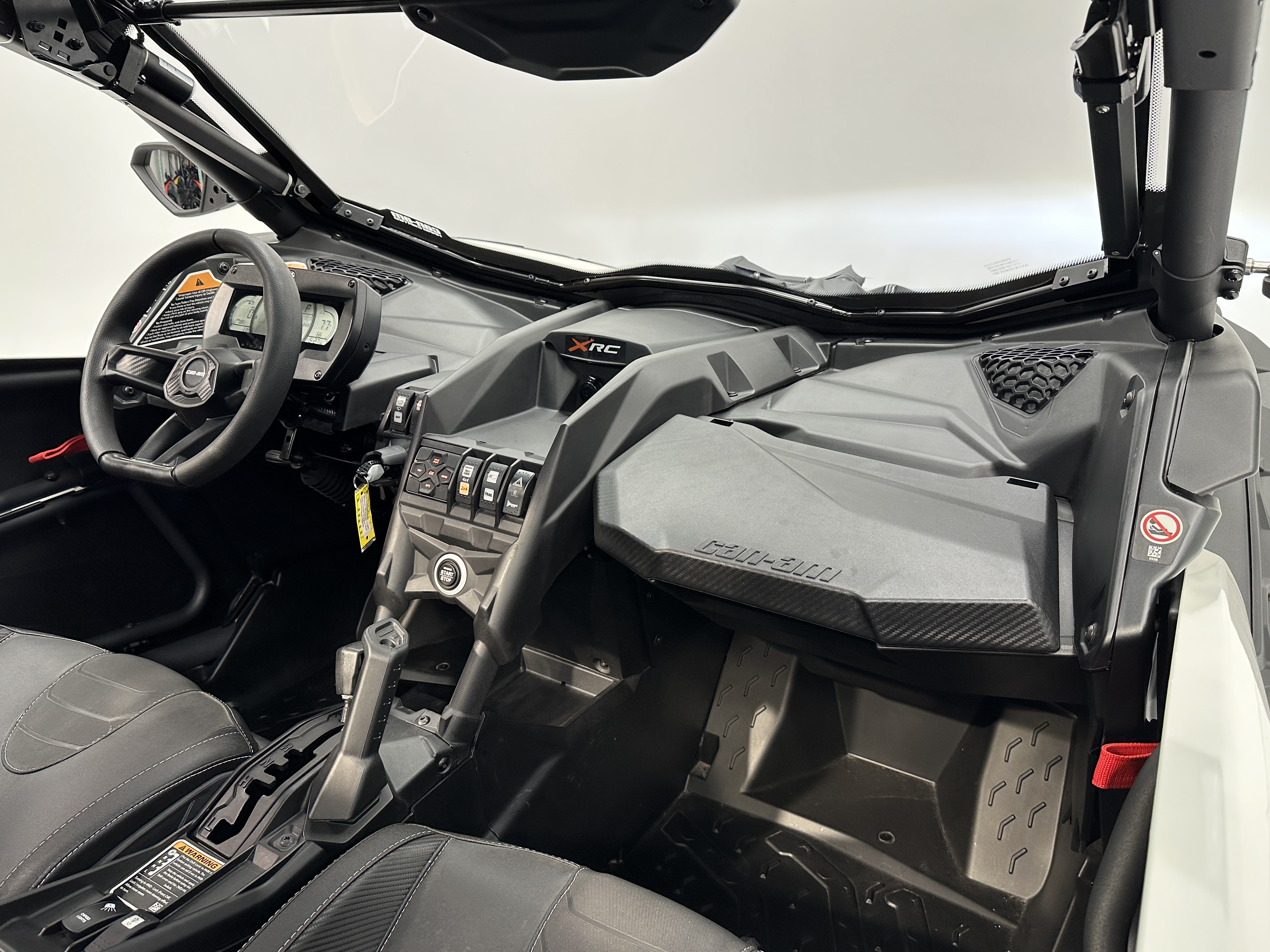 2025 Can-Am Maverick X3 X rc 64'' TURBO RR Accessorized Demonstrator - Photo 6