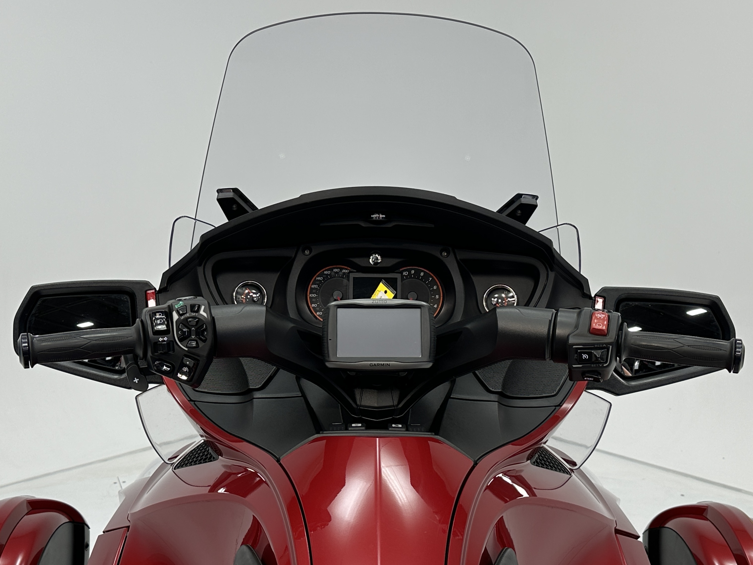 2016 Can-Am Spyder® RT-S SE6 - Photo 5