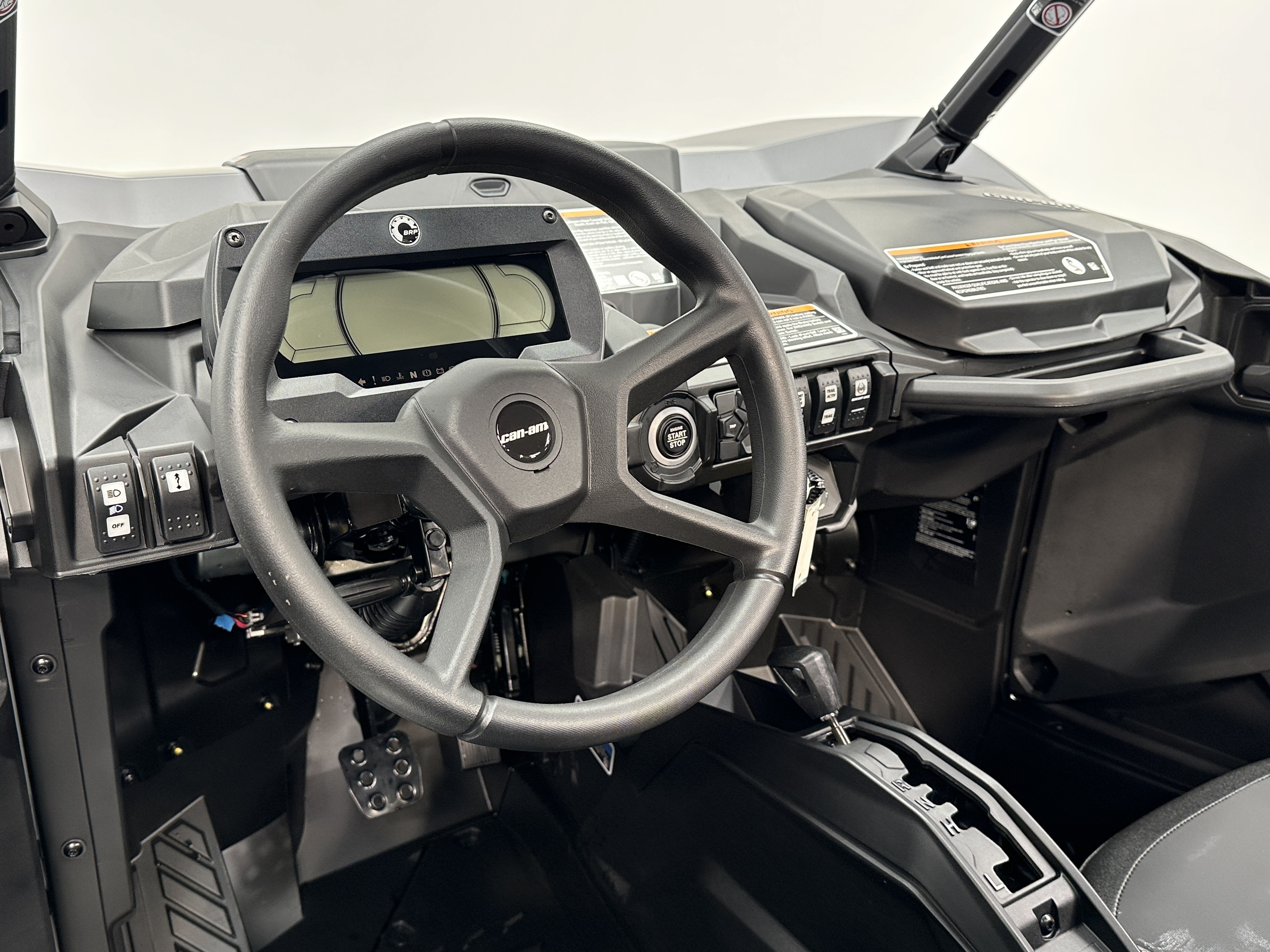 2026 Can-Am Commander XT-P 1000R - Photo 5