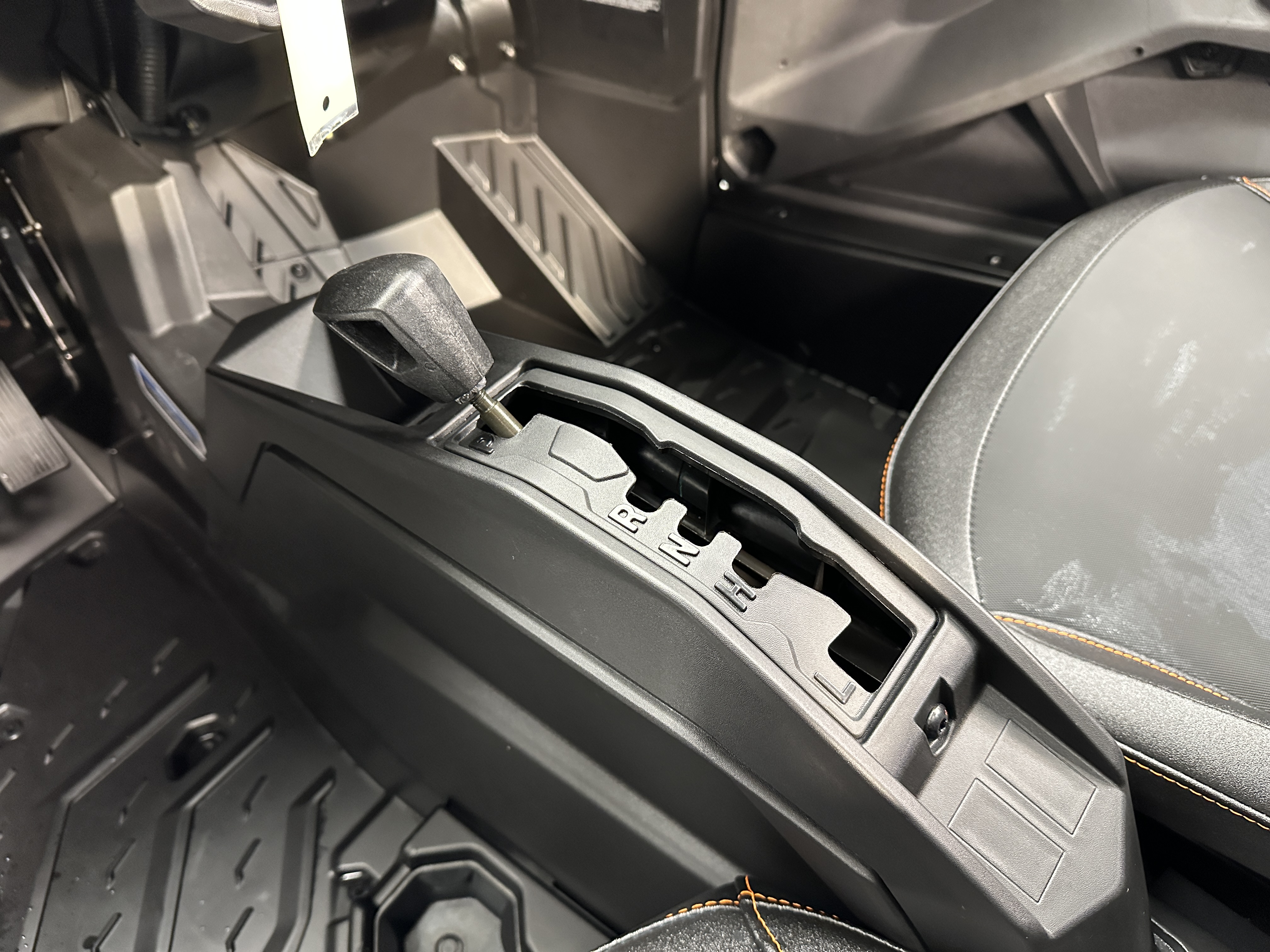 2026 Can-Am Commander XT-P 1000R - Photo 10