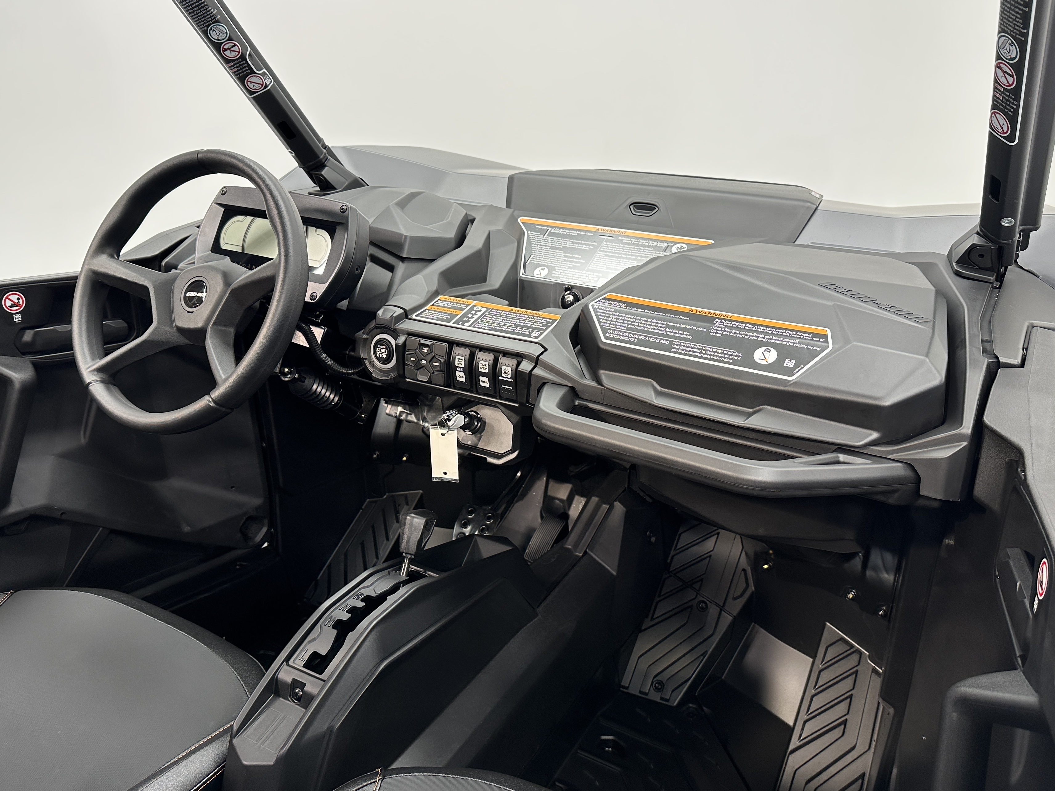 2026 Can-Am Commander XT-P 1000R - Photo 6