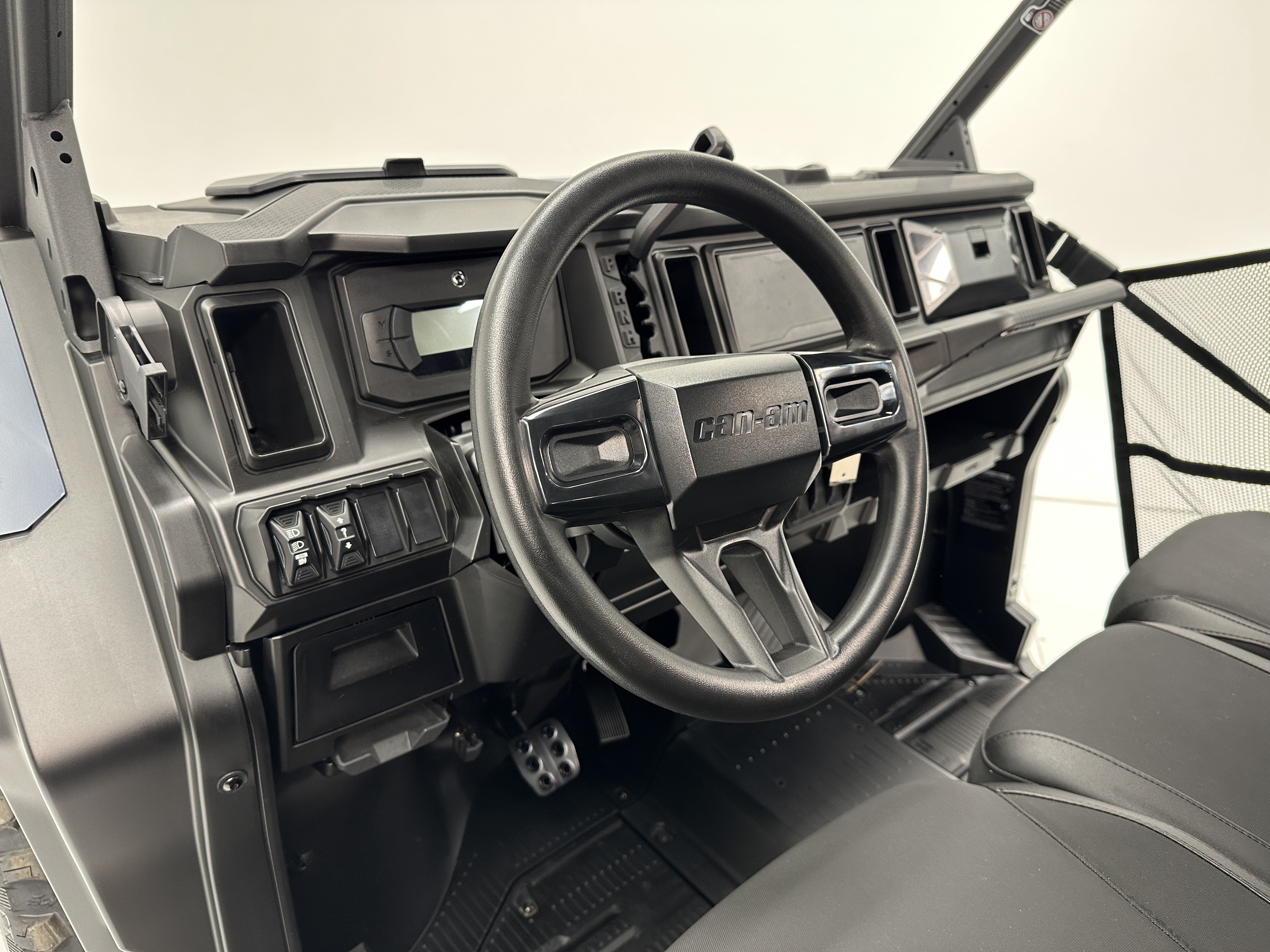 2026 Can-Am Defender MAX XT HD11 - Photo 5