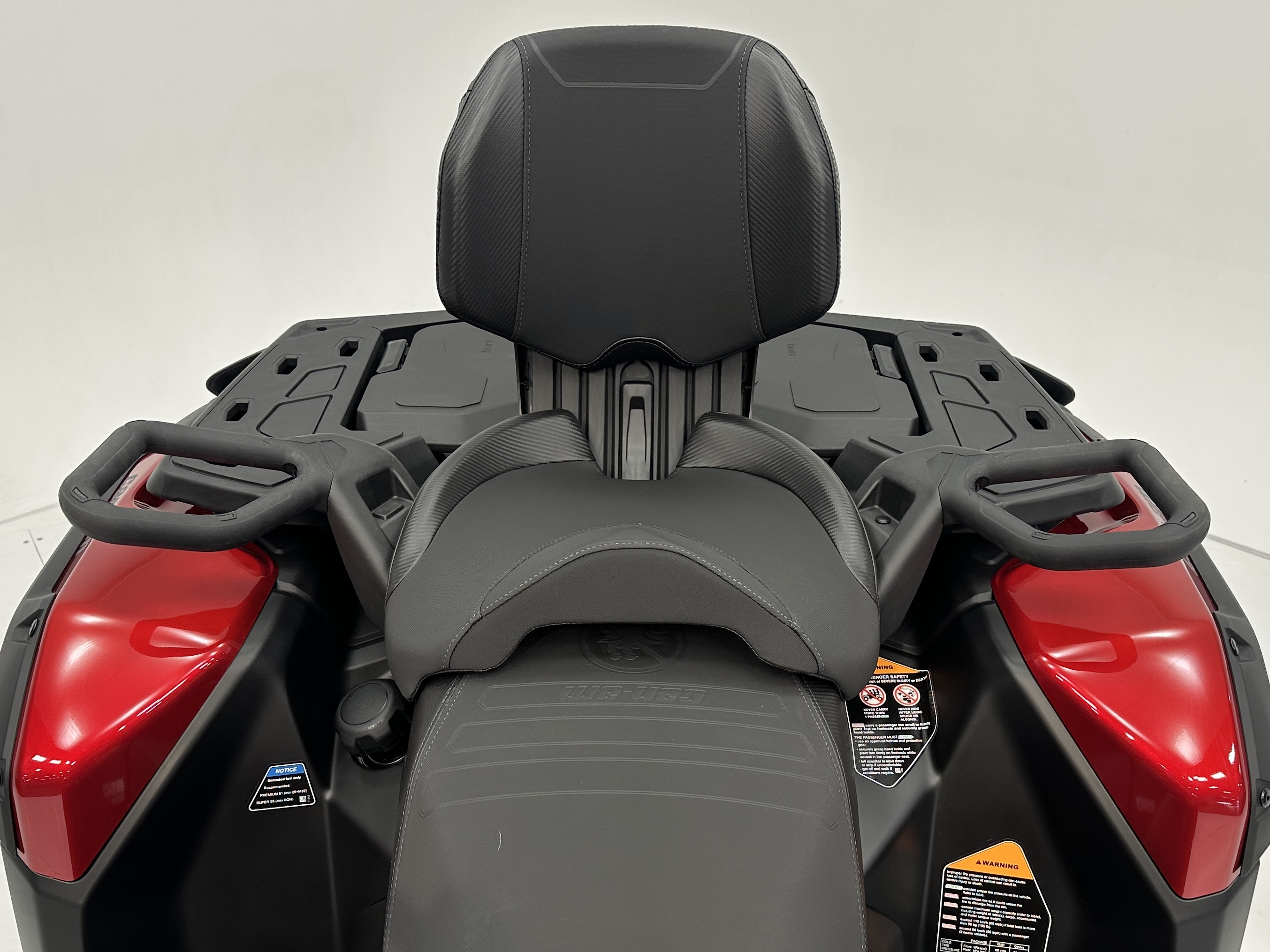 2026 Can-Am Outlander MAX XT 850 - Photo 12