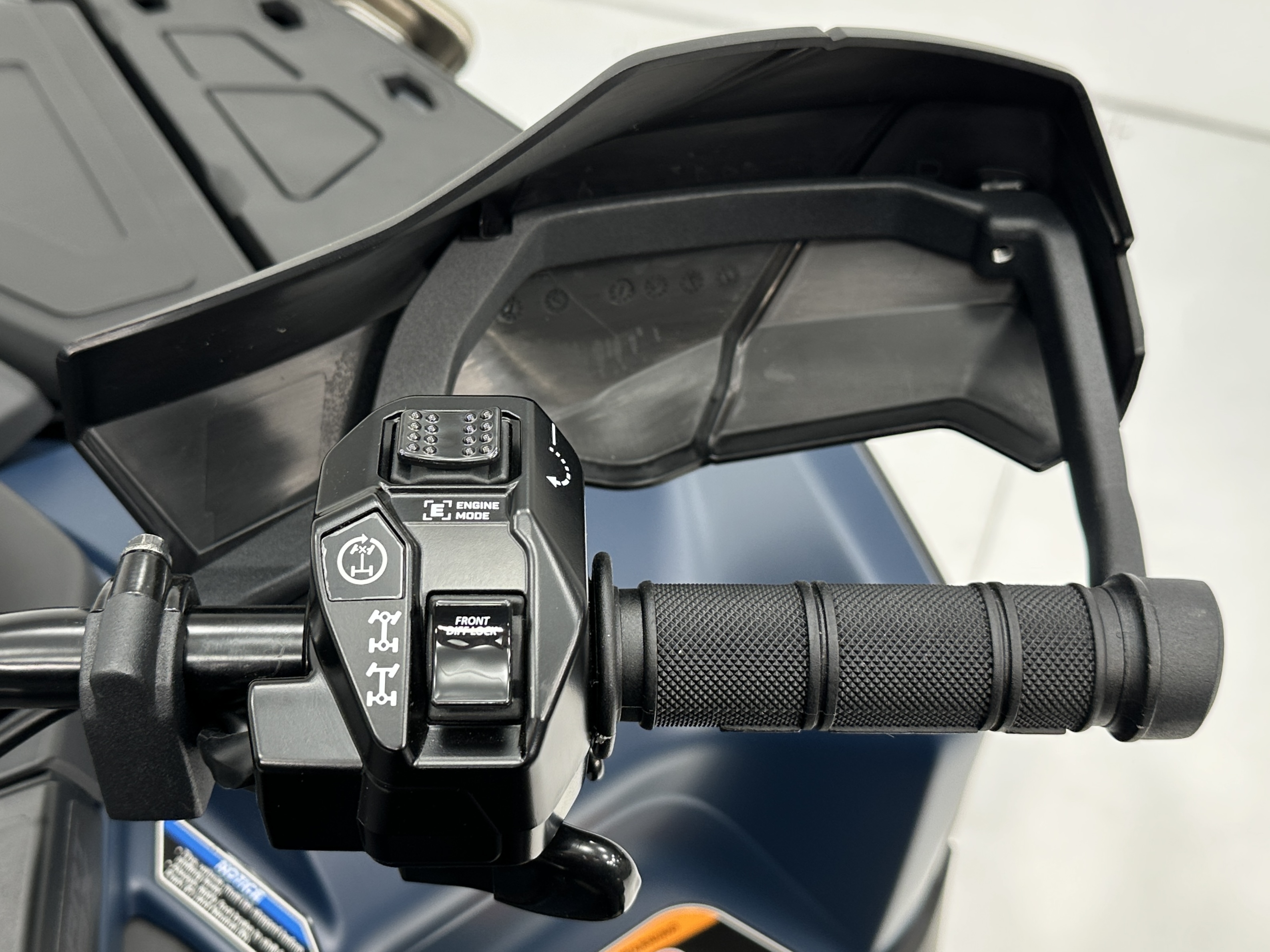2026 Can-Am Outlander MAX Limited 1000R Demonstrator - Photo 8