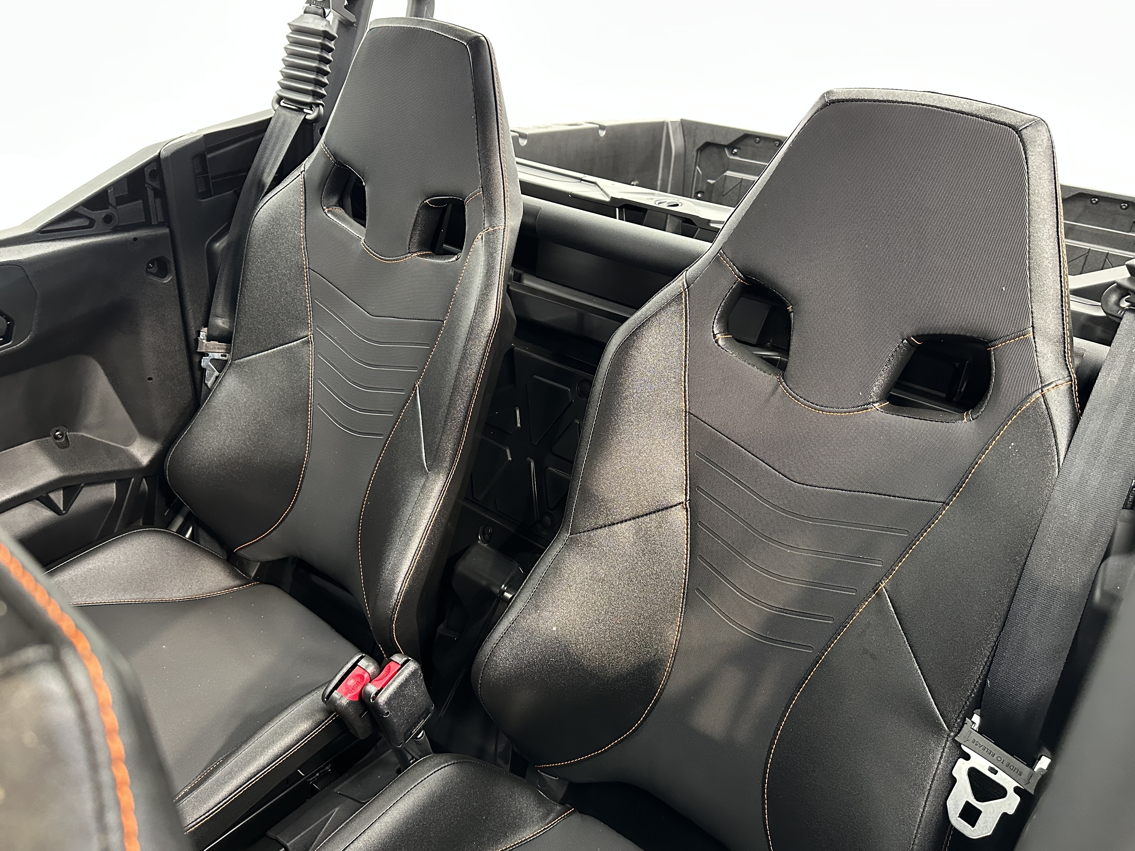 2025 Can-Am Commander MAX XT-P 1000R - Photo 15