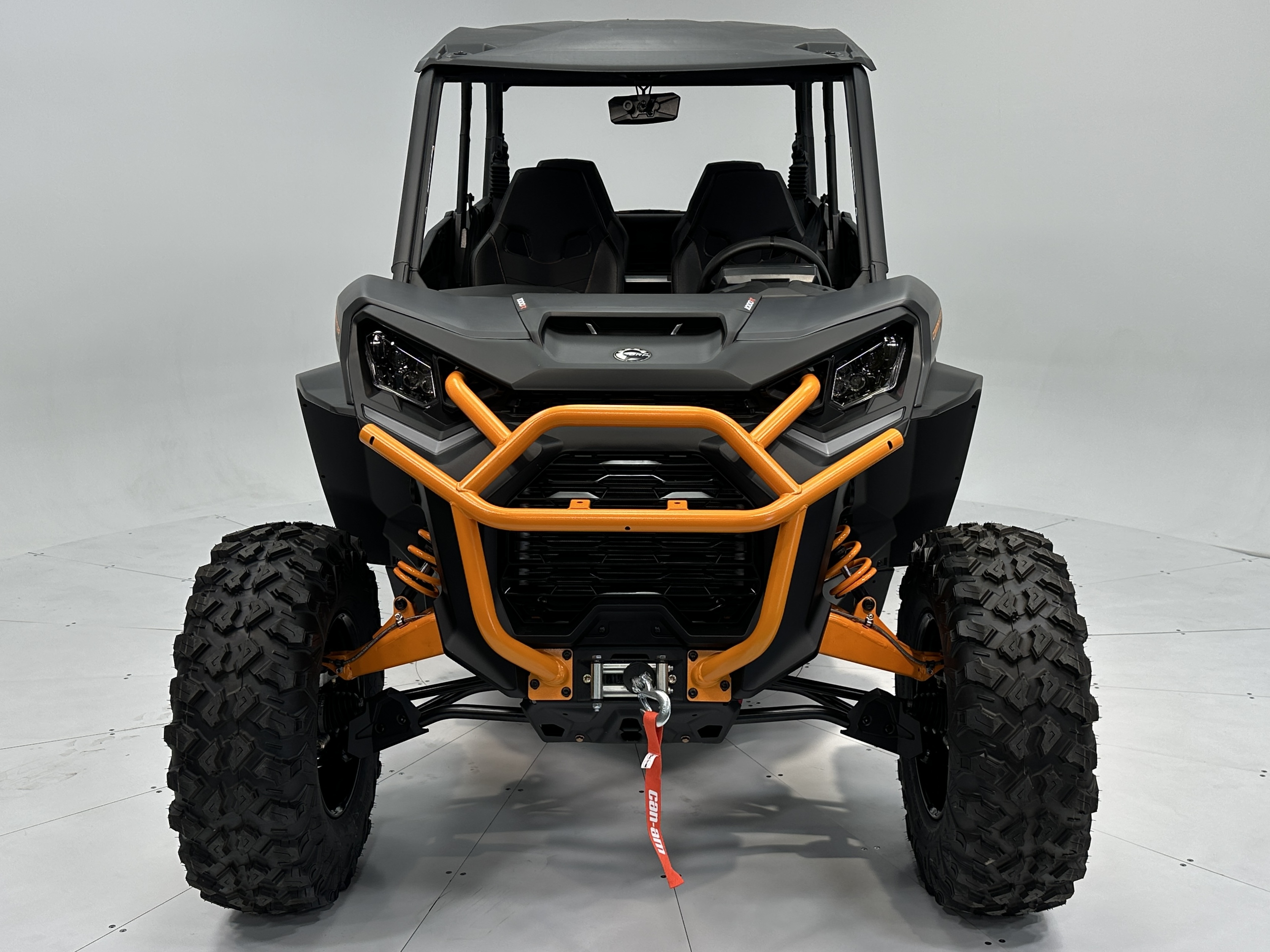 2025 Can-Am Commander MAX XT-P 1000R - Photo 4