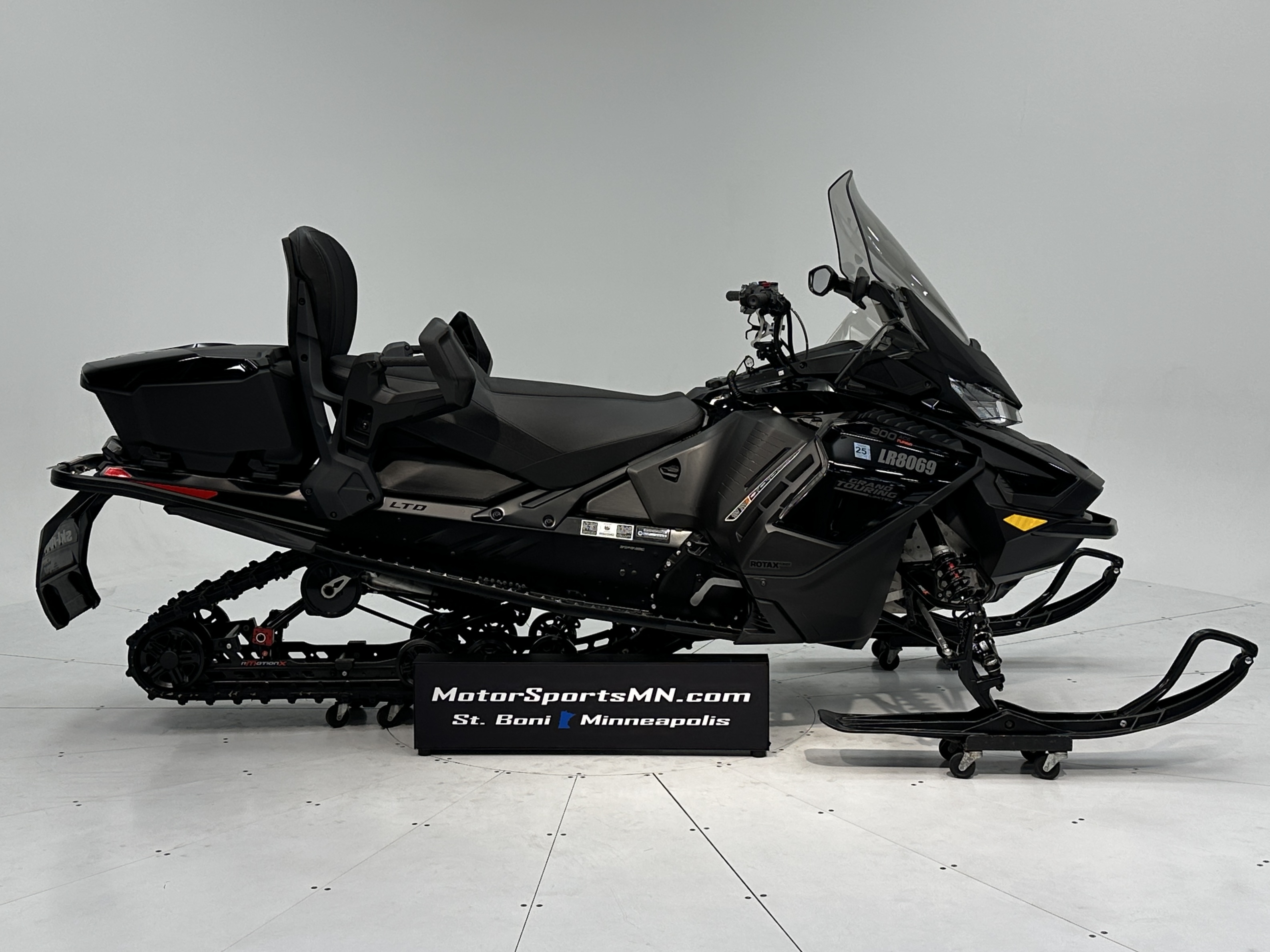 2023 Ski-Doo Grand Touring Limited 900 ACE Turbo Silent Track II 1.25" E.S.