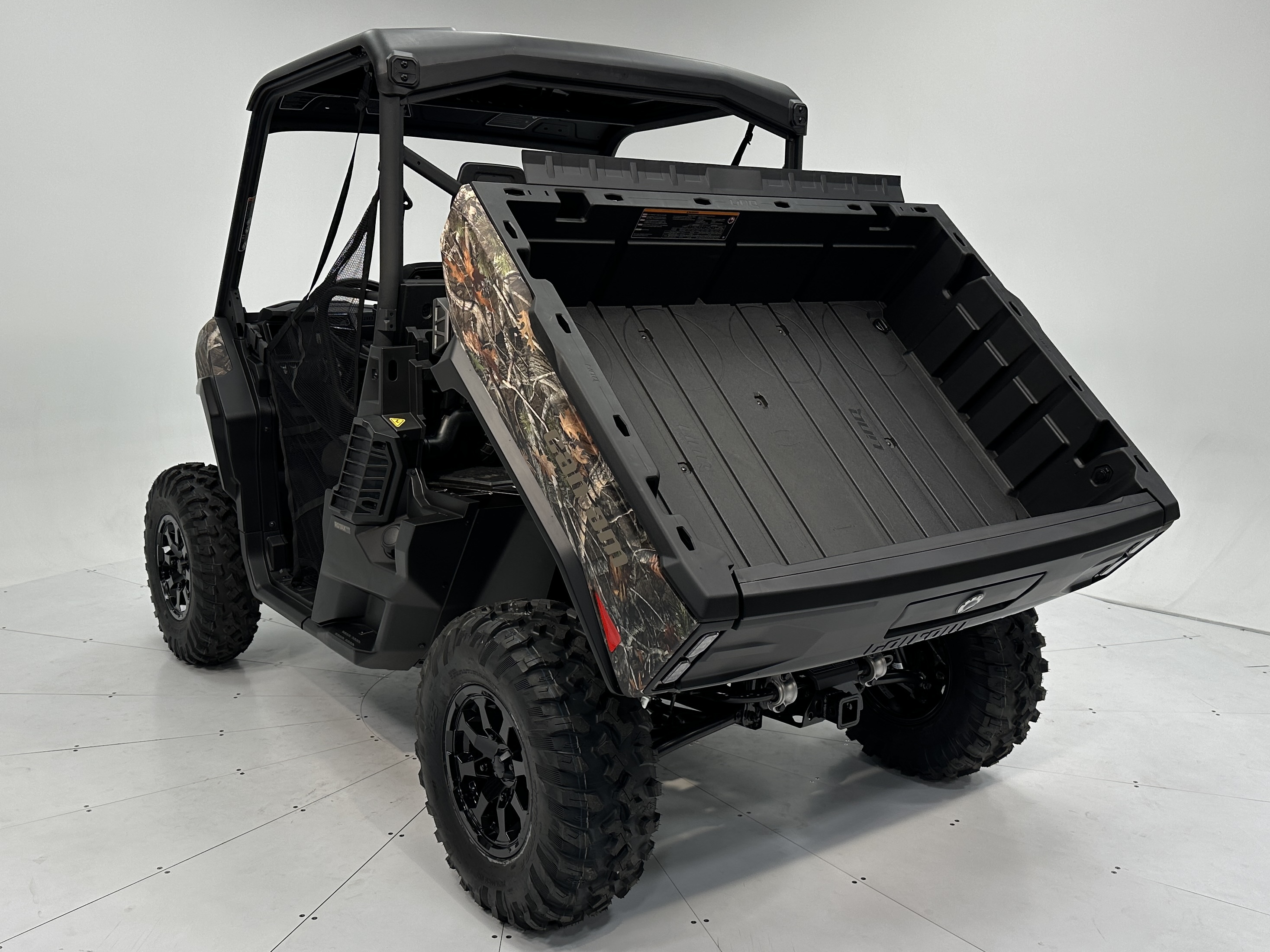 2026 Can-Am Defender XT HD11 - Photo 15