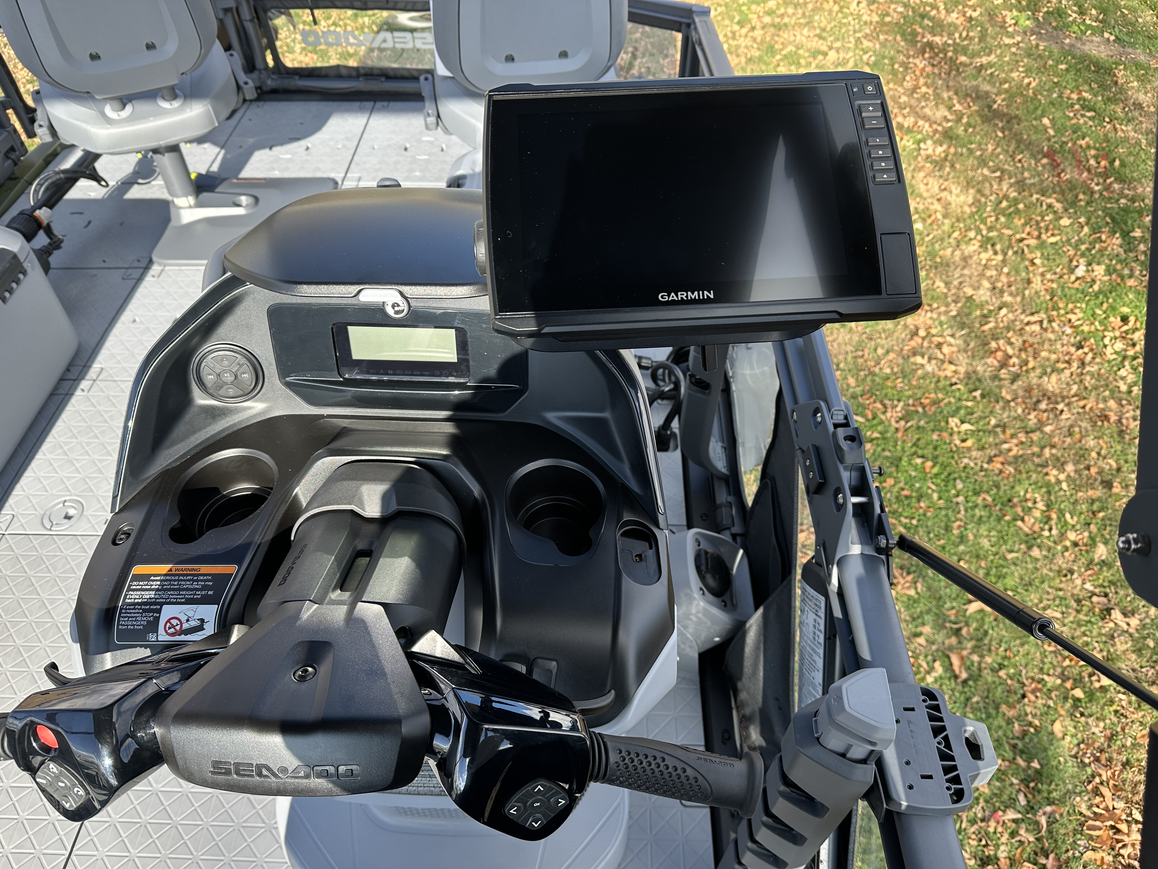 2025 Sea-Doo SWITCH FISH 18' 230hp - Photo 14