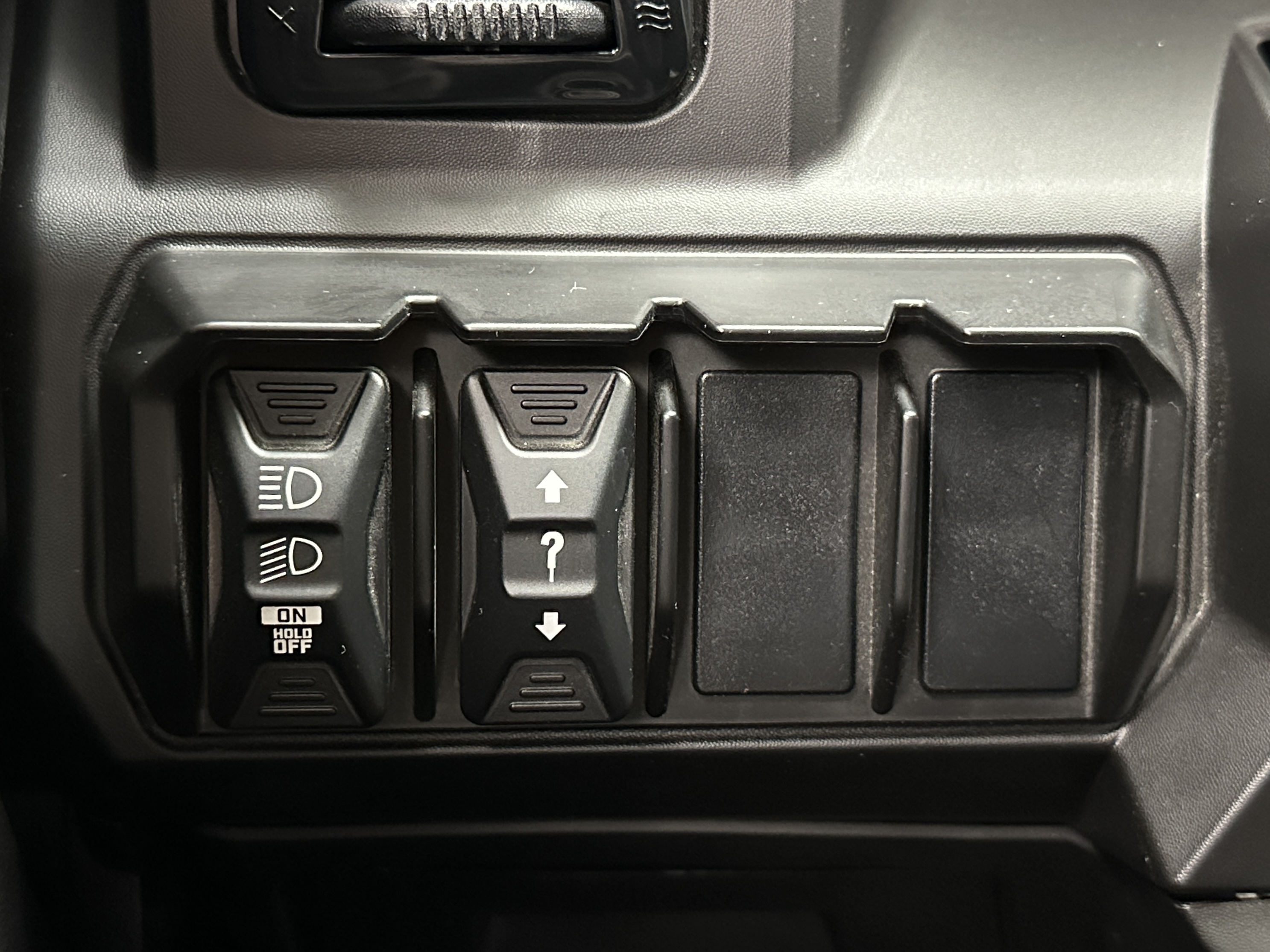 2026 Can-Am Defender LIMITED CAB HD11 Accessorized Demonstrator - Photo 12