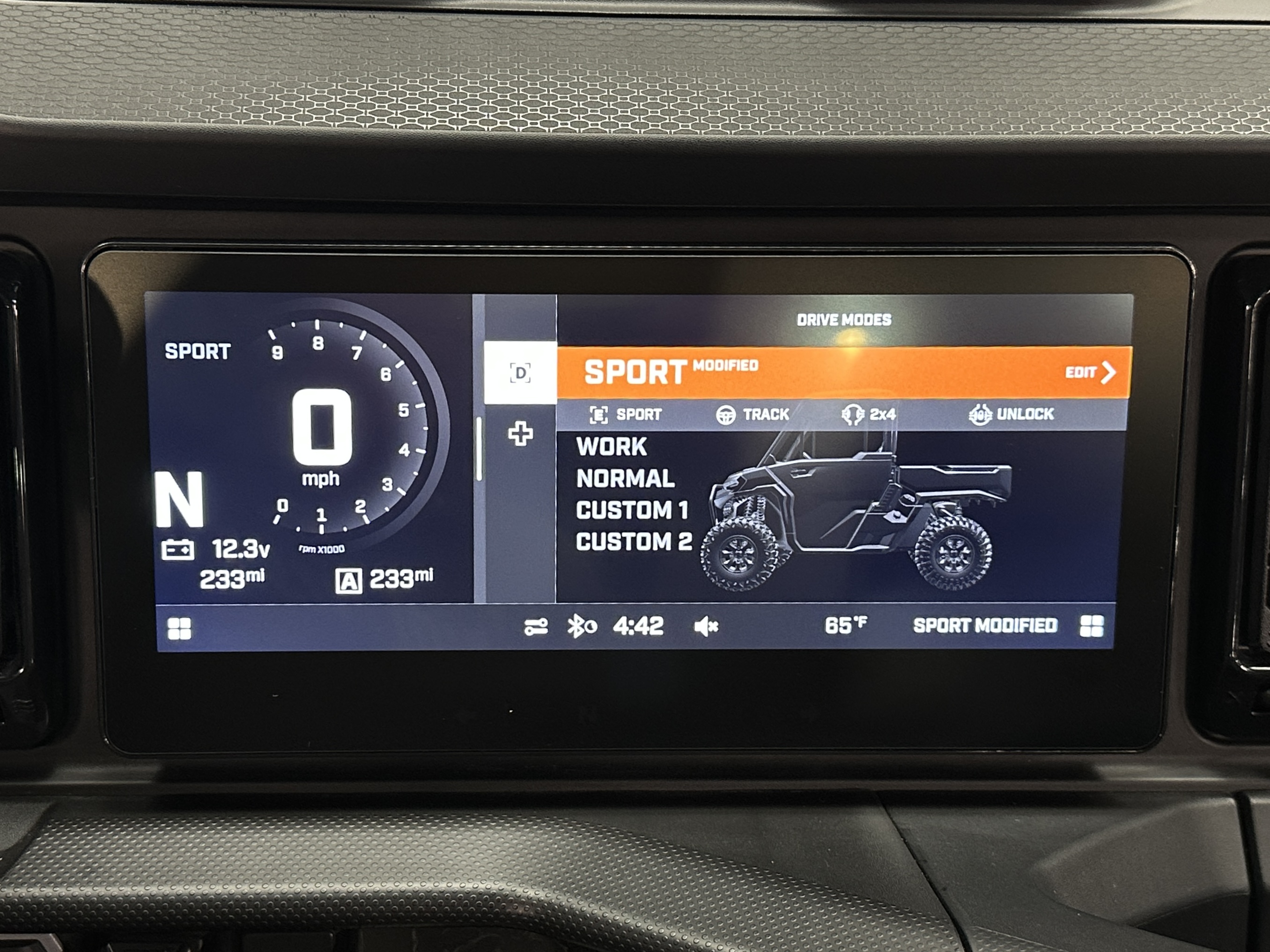 2026 Can-Am Defender LIMITED CAB HD11 Accessorized Demonstrator - Photo 7