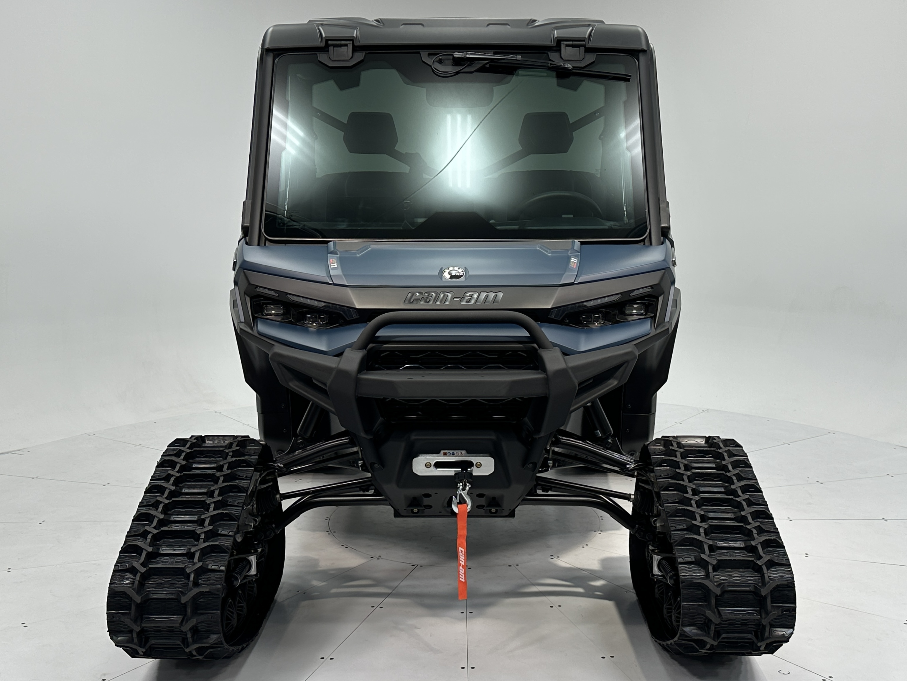 2026 Can-Am Defender LIMITED CAB HD11 Accessorized Demonstrator - Photo 4