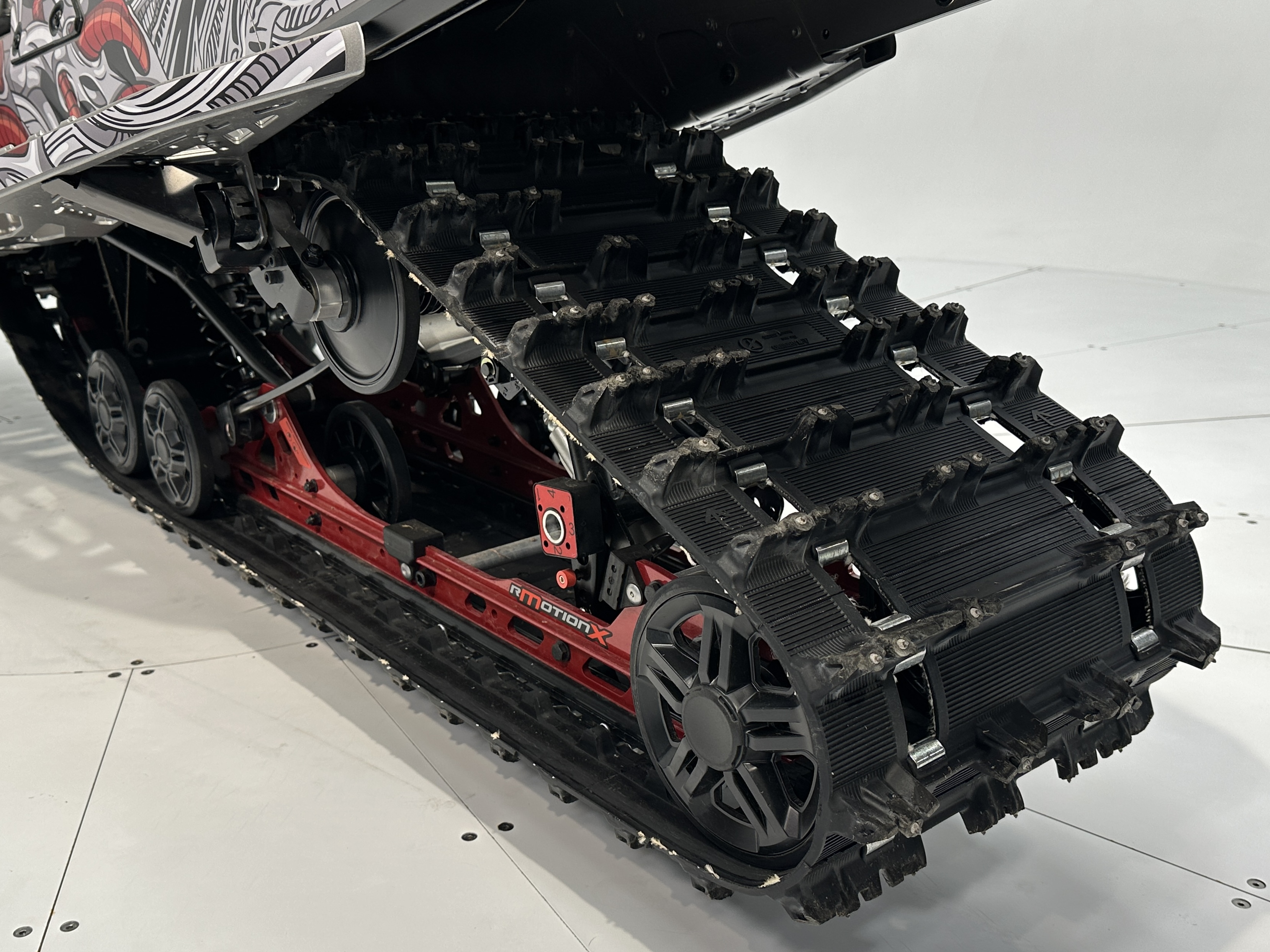 2023 Ski-Doo Renegade X-RS 850 E-TEC Ice Ripper XT 1.25" E.S. w/ Smart-Shox & Pilot TX w/ Touchscreen - Photo 9