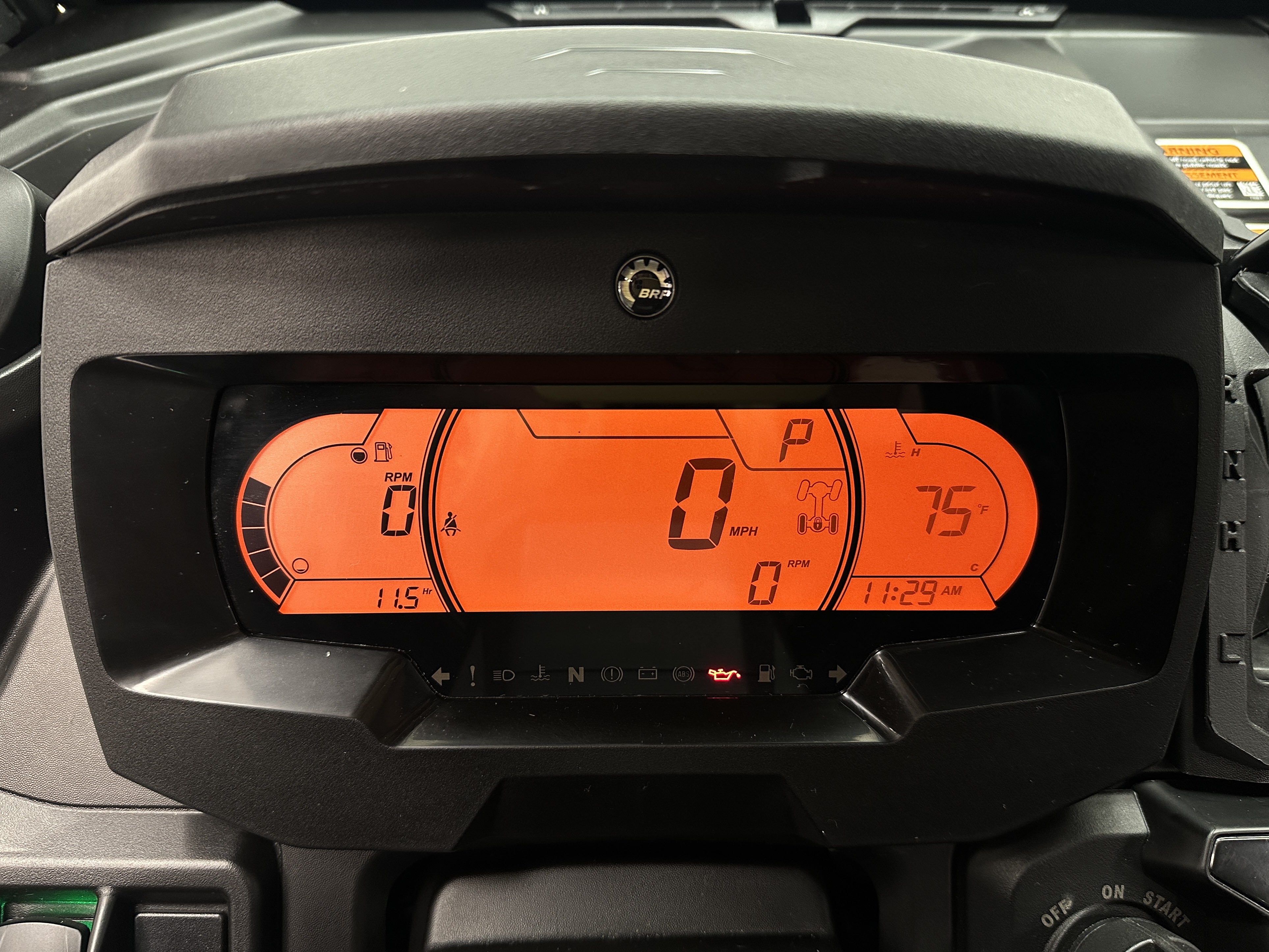 2025 Can-Am Defender MAX Limited CAB HD10 - Photo 7