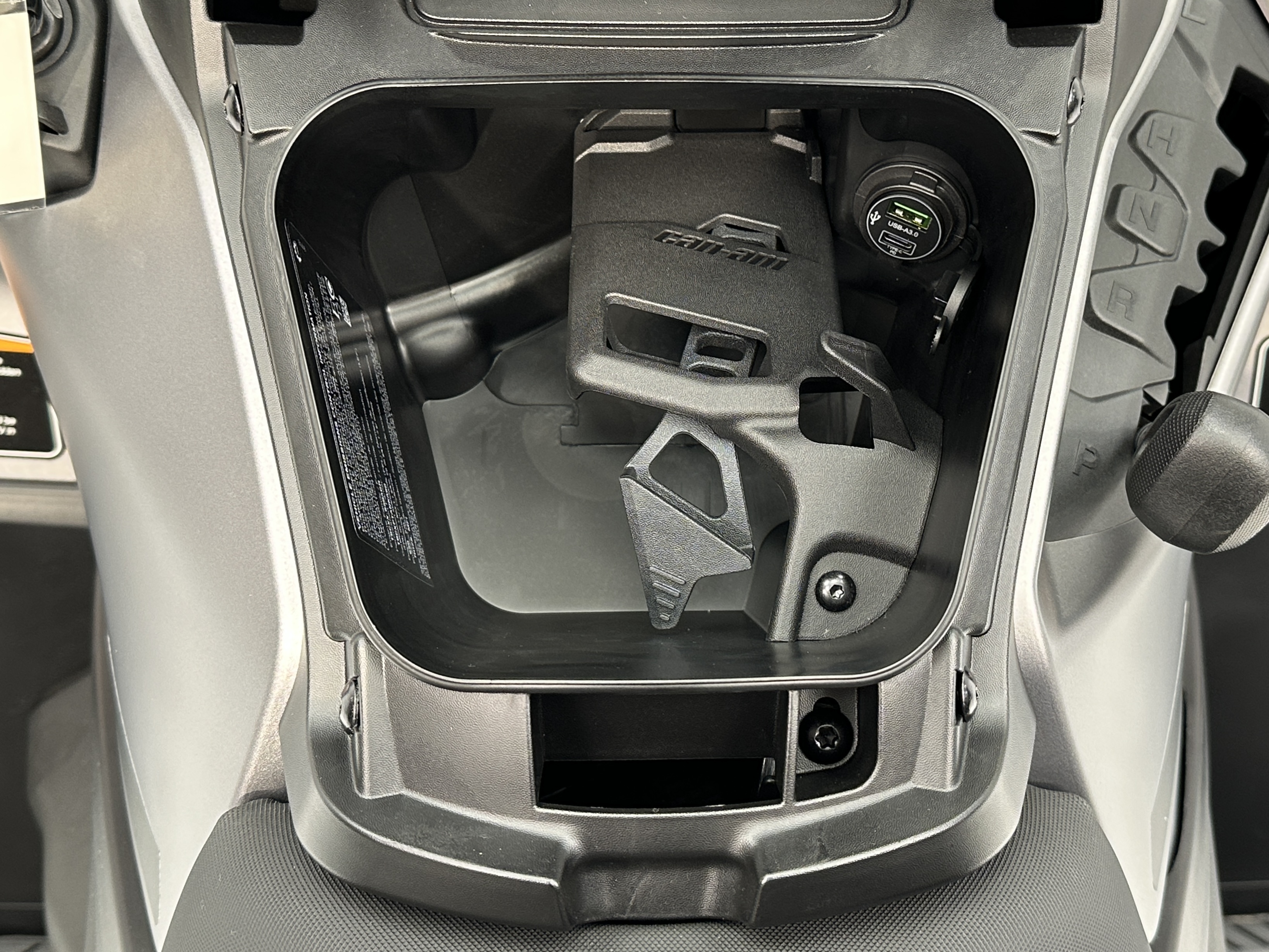 2026 Can-Am Outlander XT 700 - Photo 9
