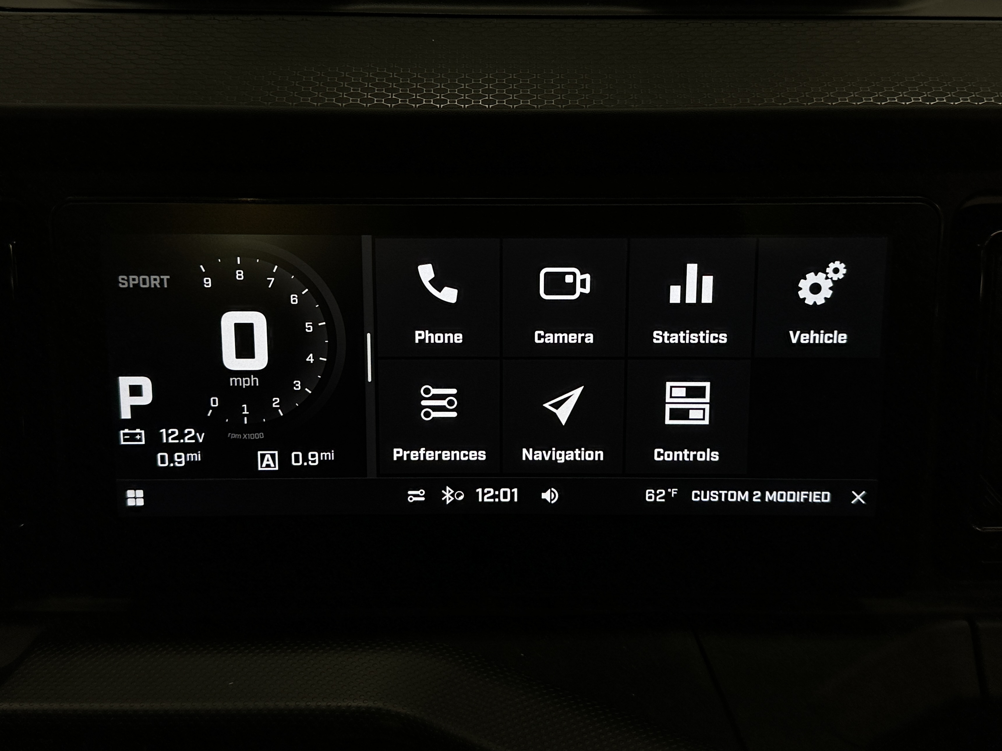 2026 Can-Am Defender LIMITED CAB HD11 - Photo 9