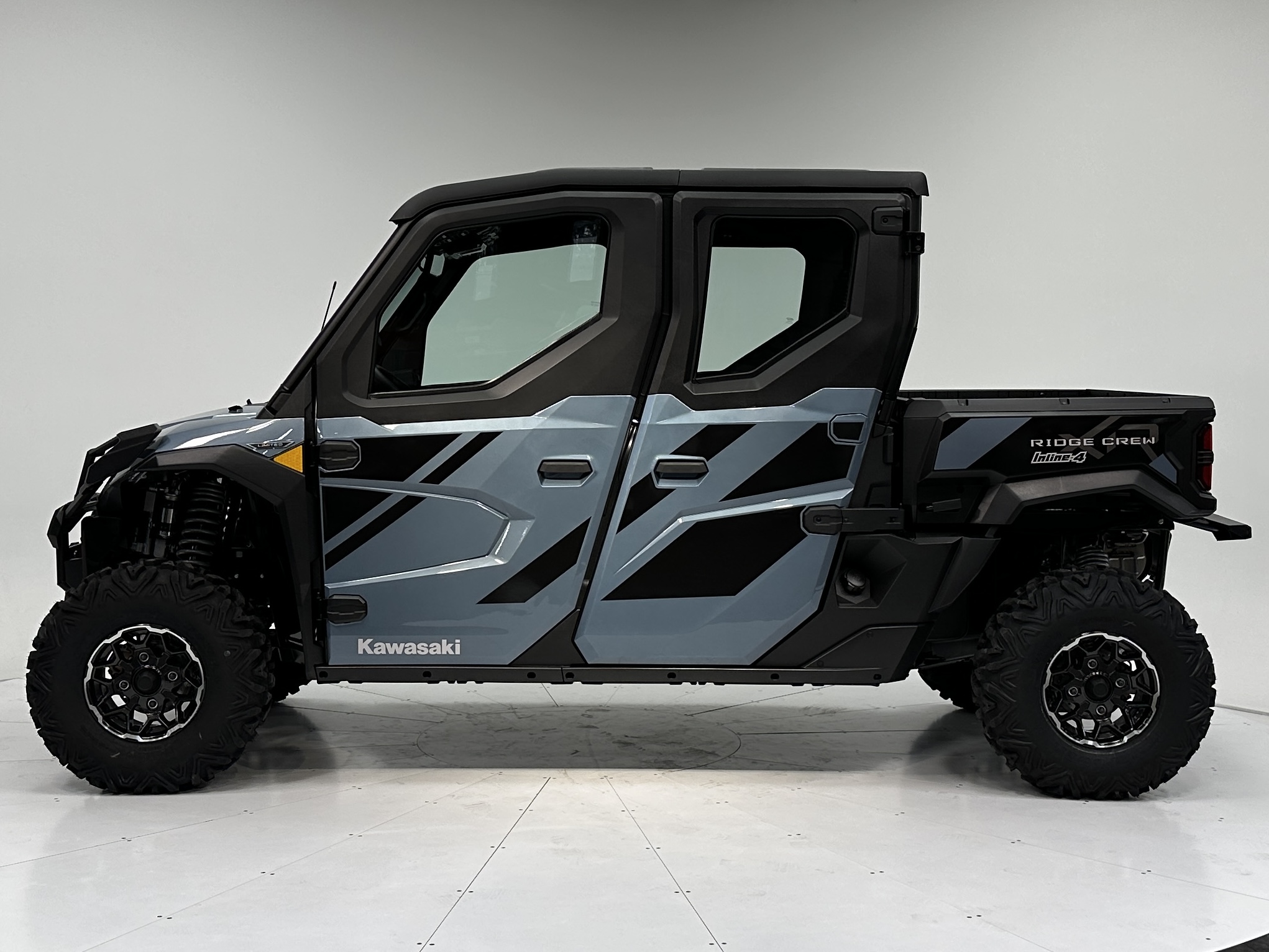 2025 Kawasaki RIDGE XR CREW LIMITED HVAC - Photo 3