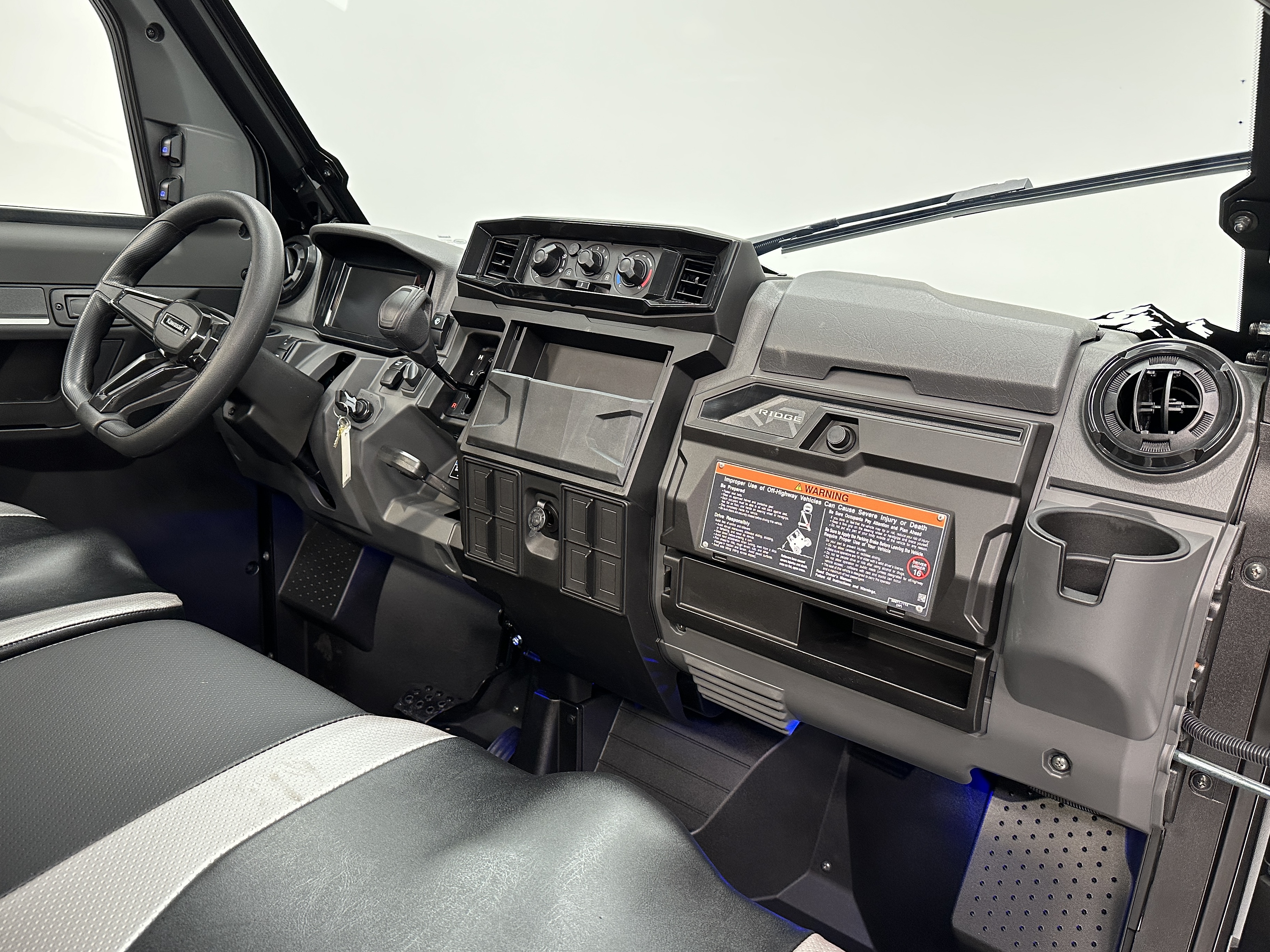 2025 Kawasaki RIDGE XR DELUXE HVAC - Photo 6