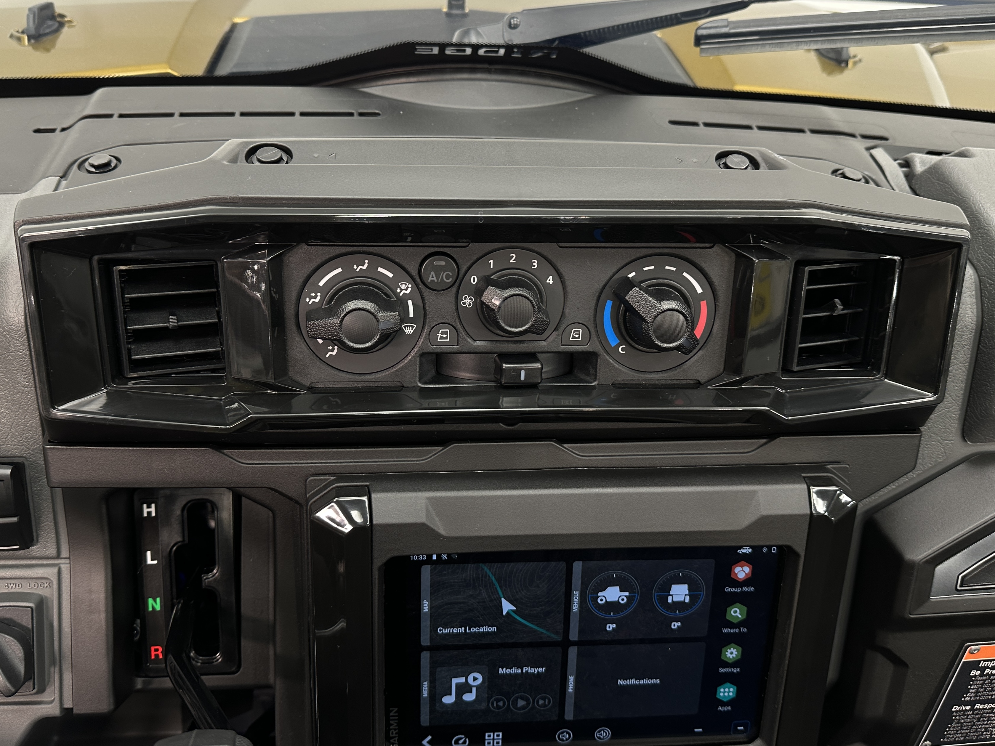 2025 Kawasaki RIDGE Limited HVAC - Photo 9