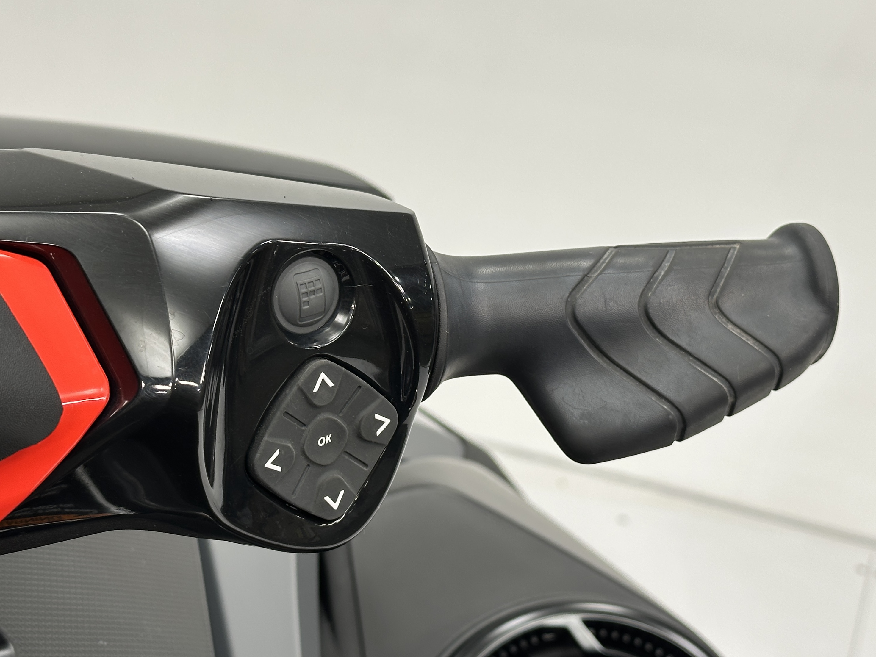 2022 Sea-Doo RXT-X 300 Premium Triple Black - Photo 8