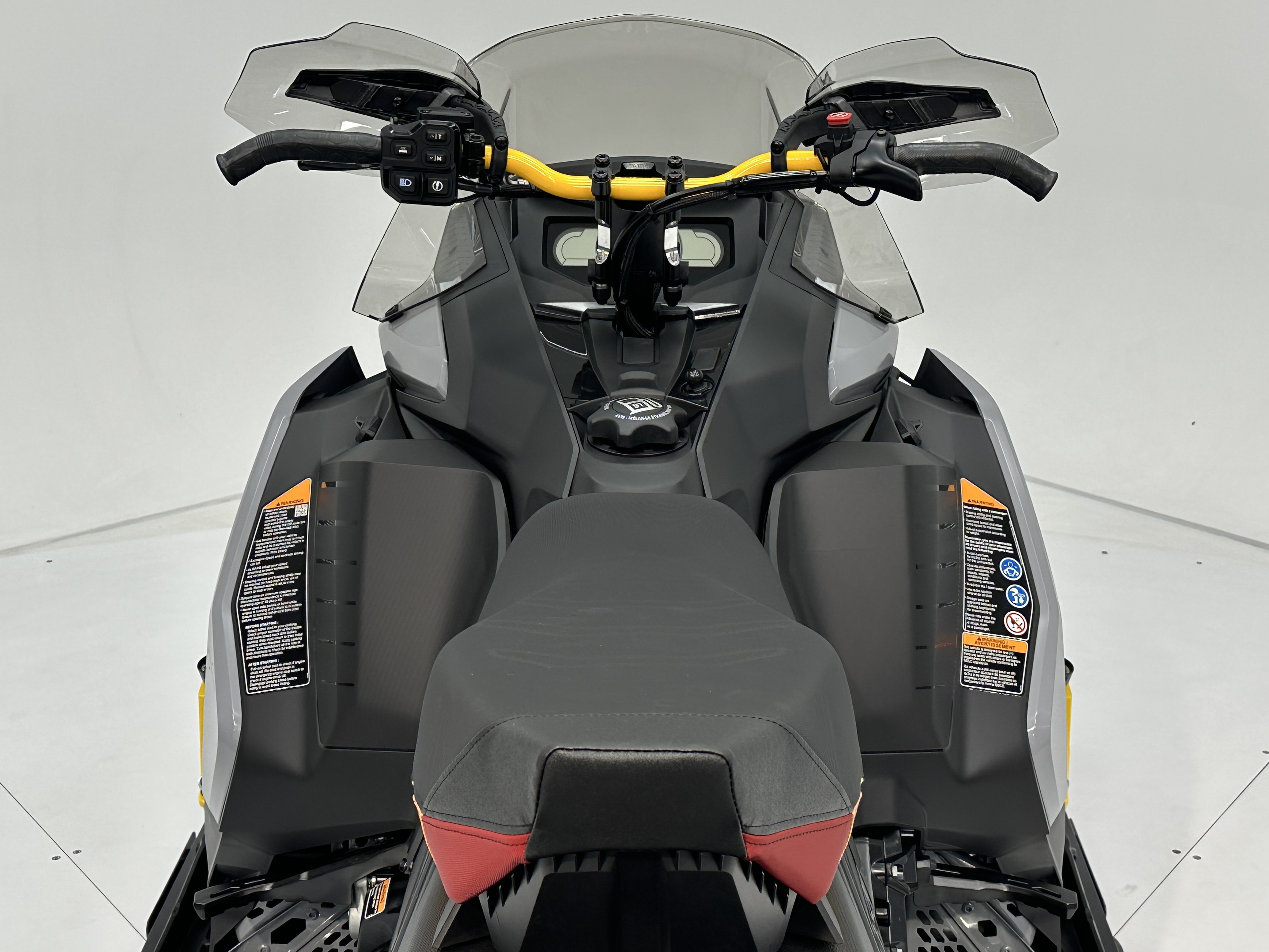 2026 Ski-Doo MXZ ADR w/ BLIZZARD Pkg 137 850 E-TEC Ice Ripper XT